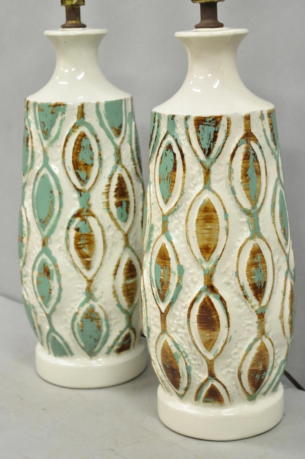 Paire de lampes de table Vintage Mid Century Modern en céramique bleu turquoise et blanc en vente 5