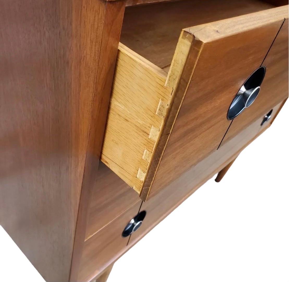 Vintage Mid Century Modern Walnut 3 Drawer Dresser Cabinet Storage  1