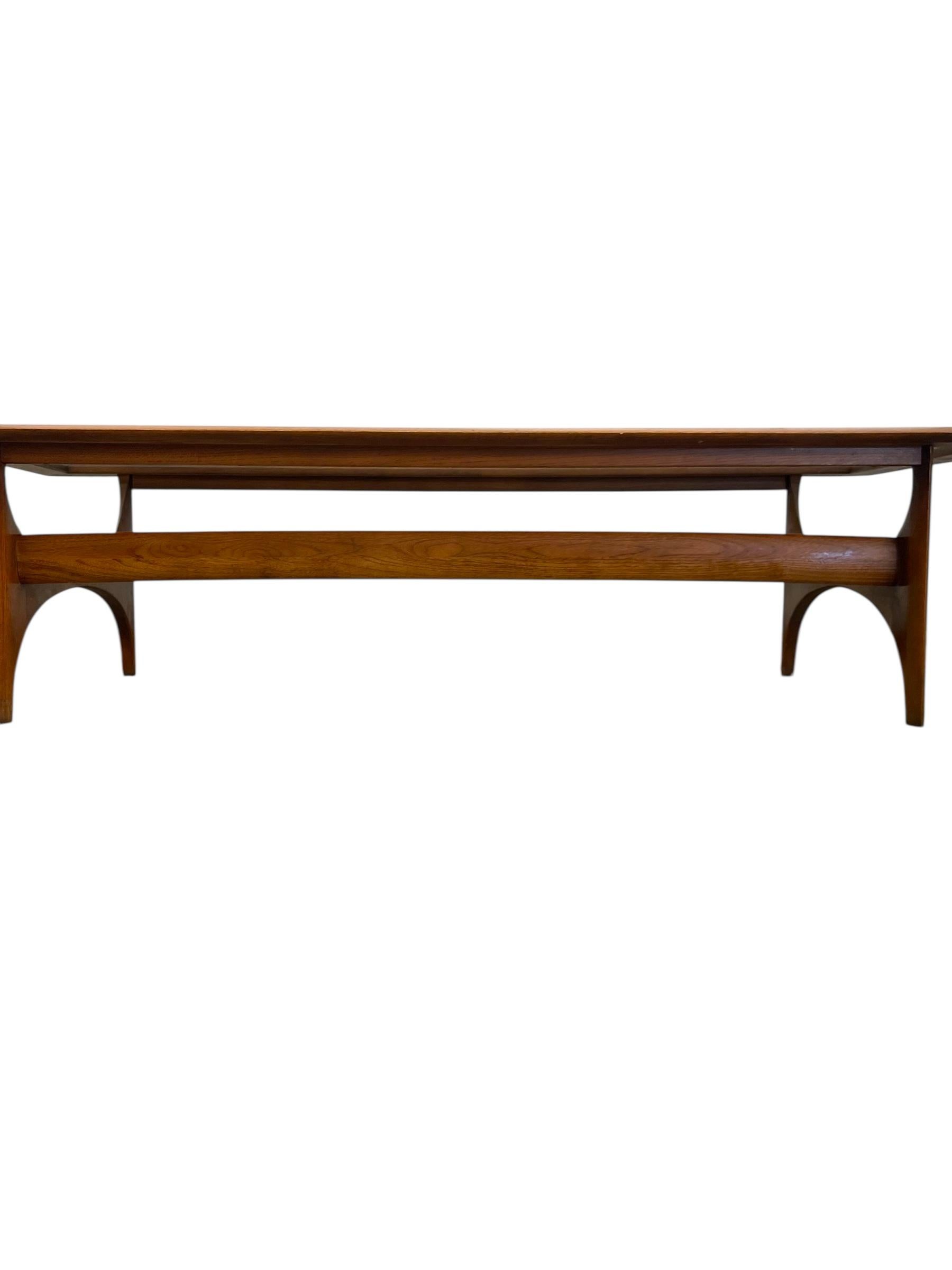 20th Century Vintage Mid Century Modern Walnut and Glass Coffee Table by Lane Furniture For Sale