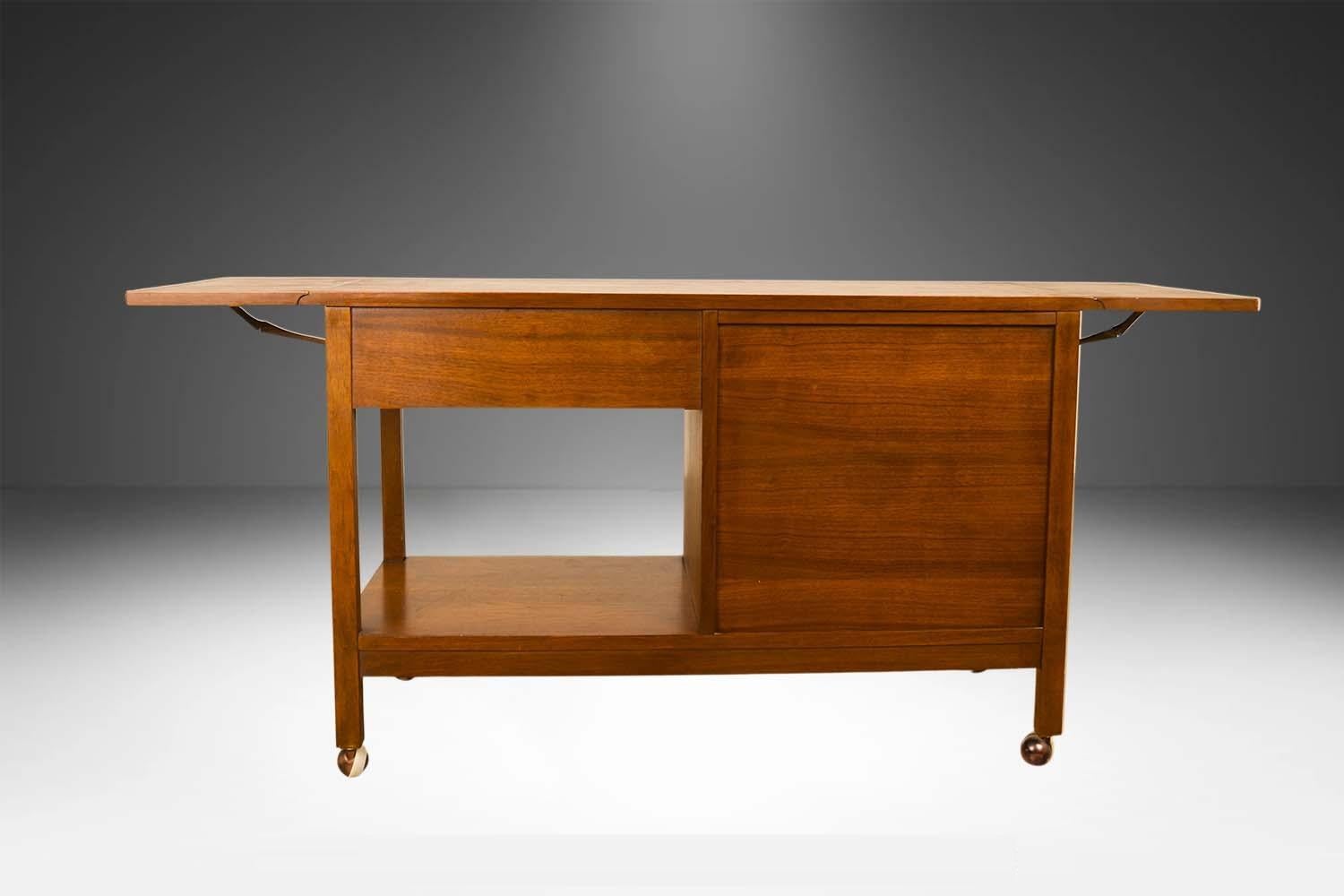 Vintage Mid Century Modern Walnut Bar Serving Cart For Sale 4