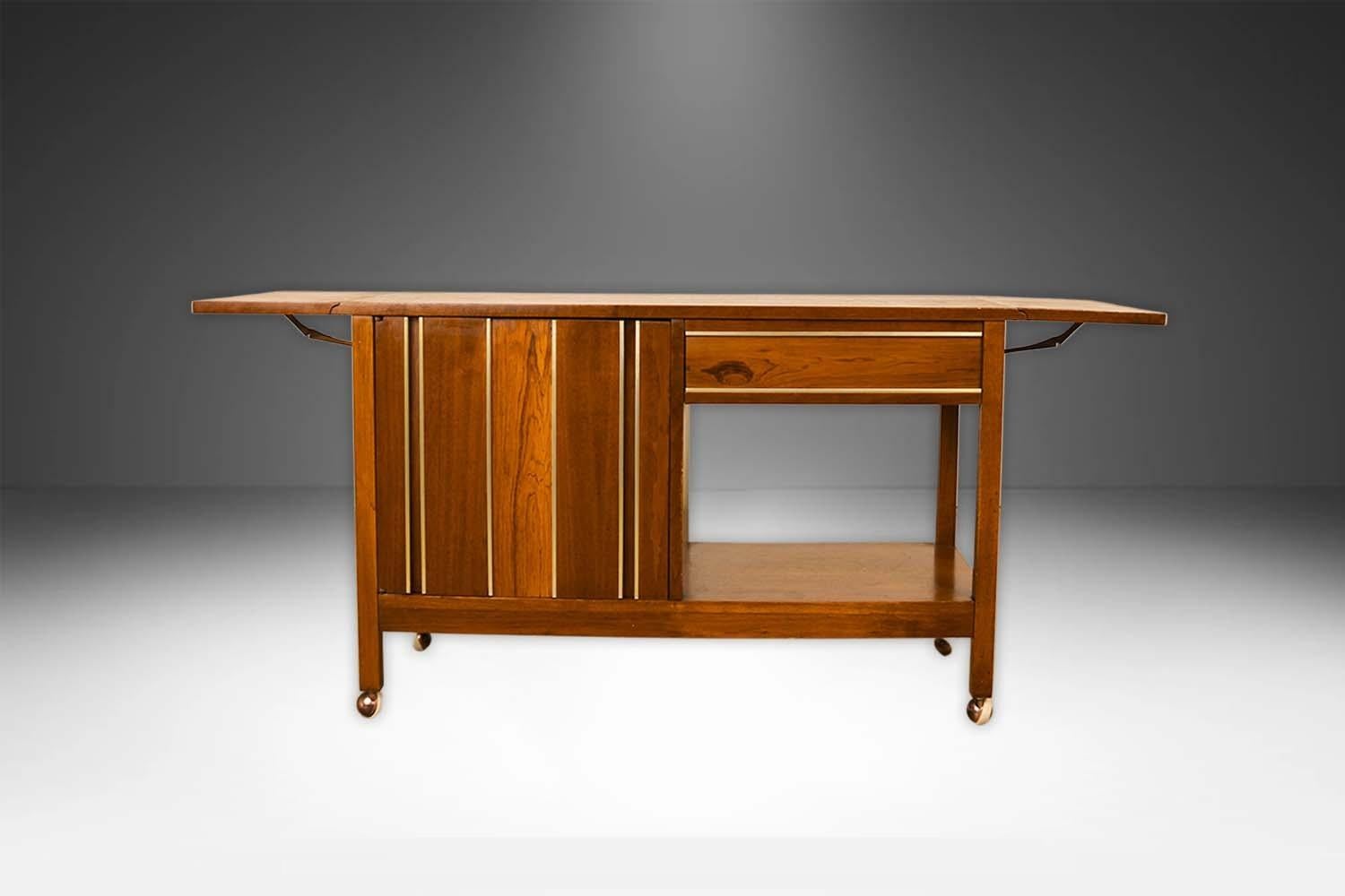 Vintage Mid Century Modern Walnut Bar Serving Cart For Sale 1