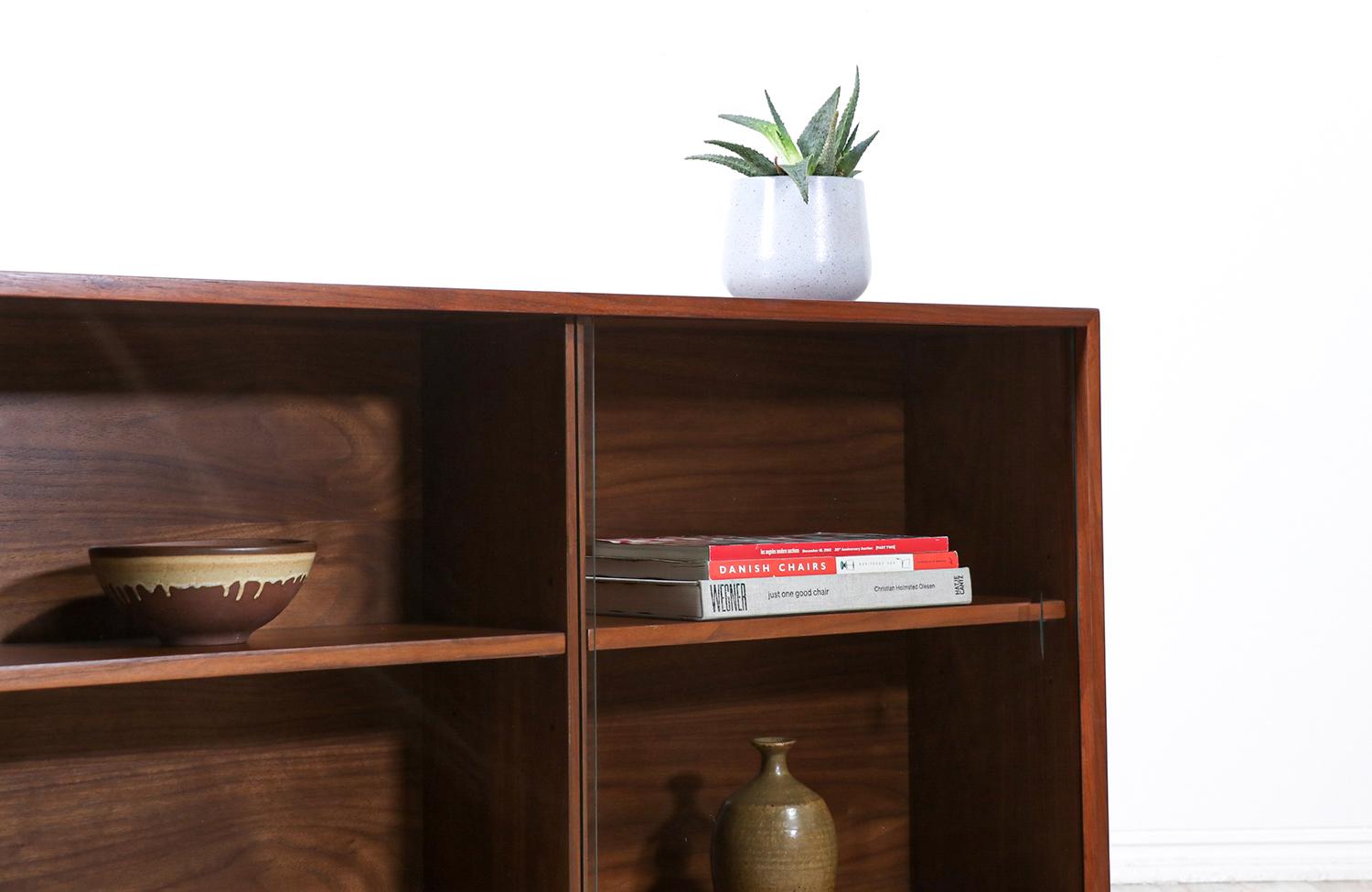 American Expertly Restored -  Vintage Mid-Century Modern Walnut Bookcase with Glass Doors