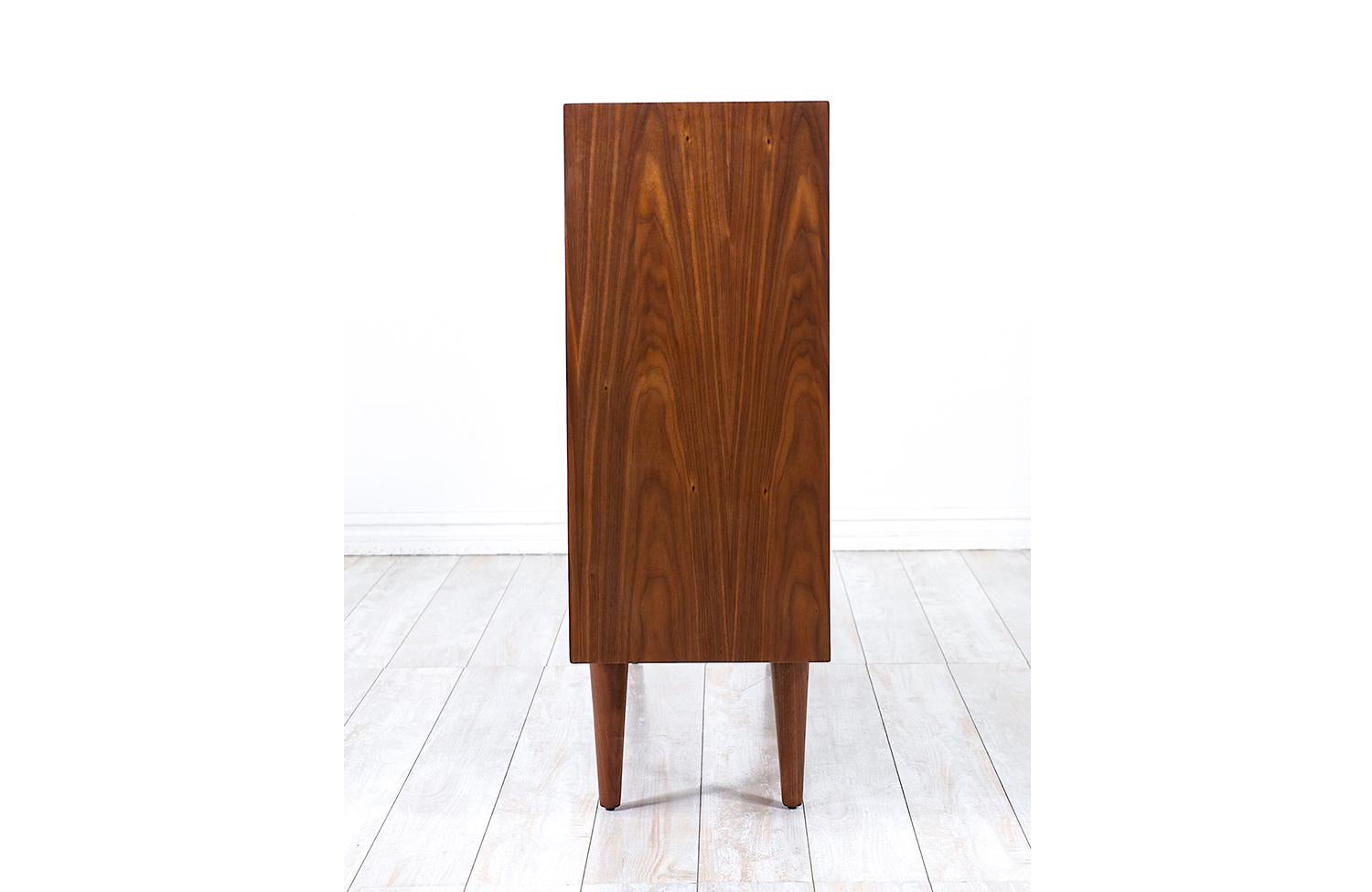 Mid-20th Century Expertly Restored -  Vintage Mid-Century Modern Walnut Bookcase with Glass Doors