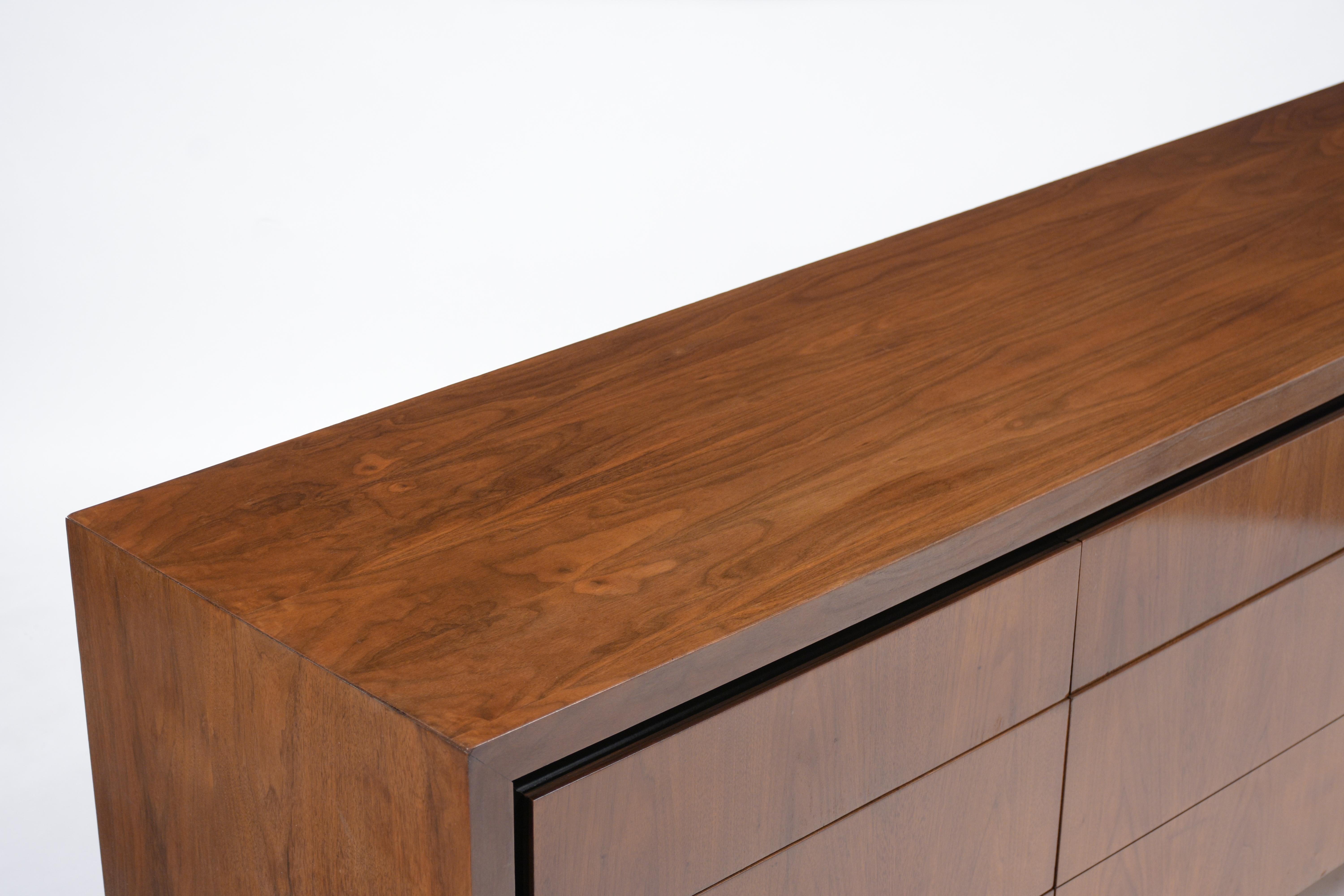 Vintage Mid-Century Modern Walnut Chest of Drawers 1