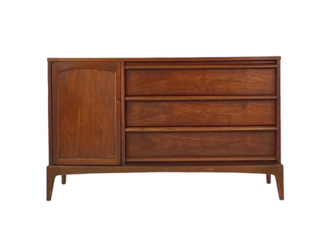 Vintage Mid-Century Modern walnut Credenza Dovetail drawers reversible cane door

Dimensions. 51 W ; 18 D ; 31 H.