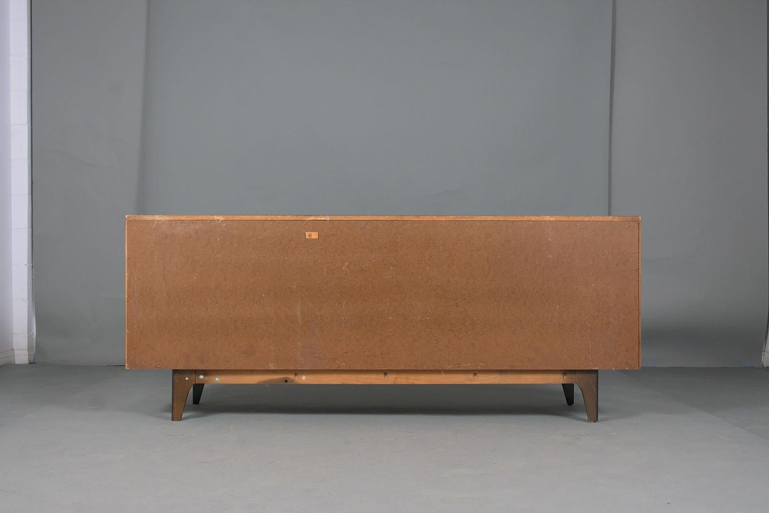 Vintage Mid-Century Modern Lacquered Credenza 8