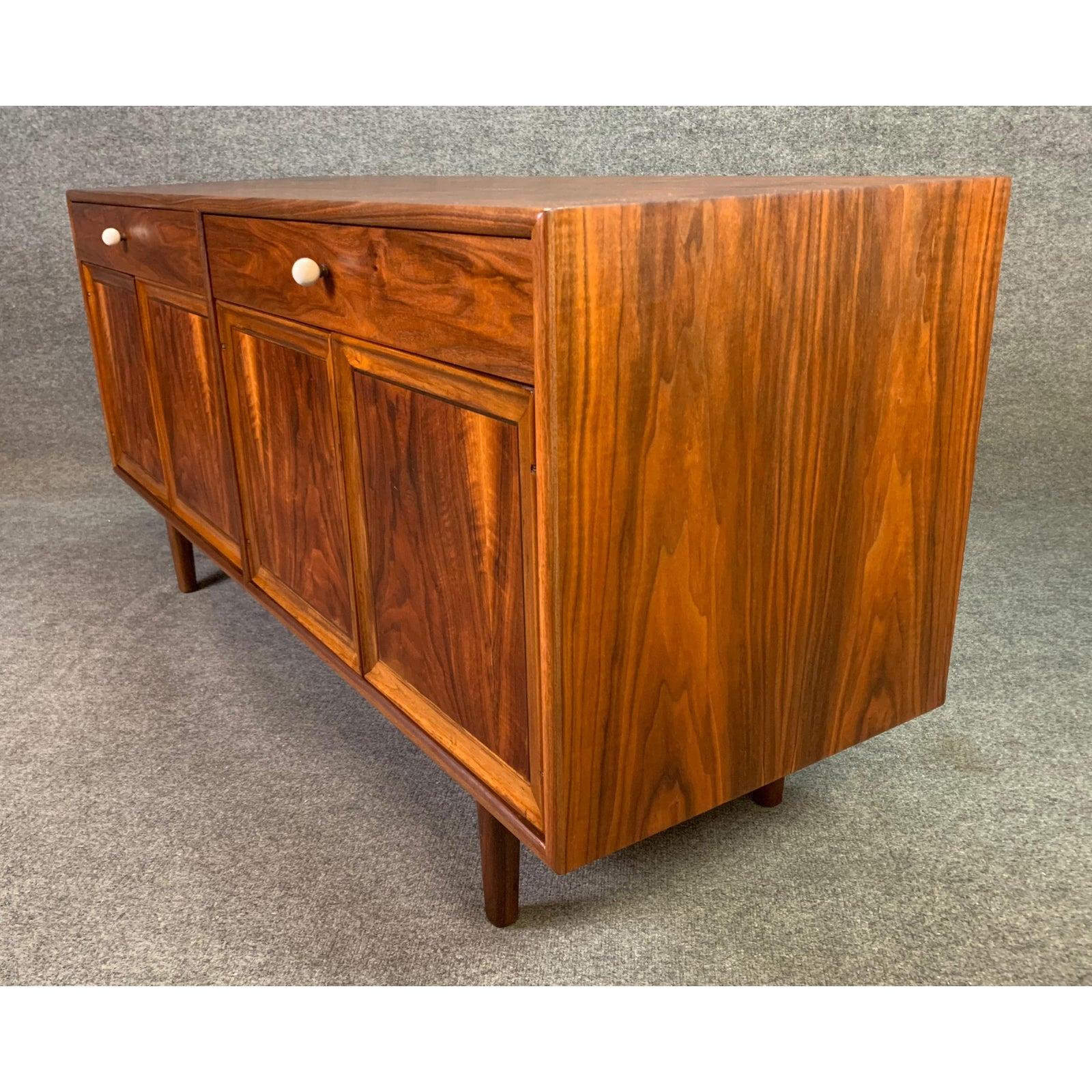 Woodwork Vintage Mid-Century Modern Walnut 