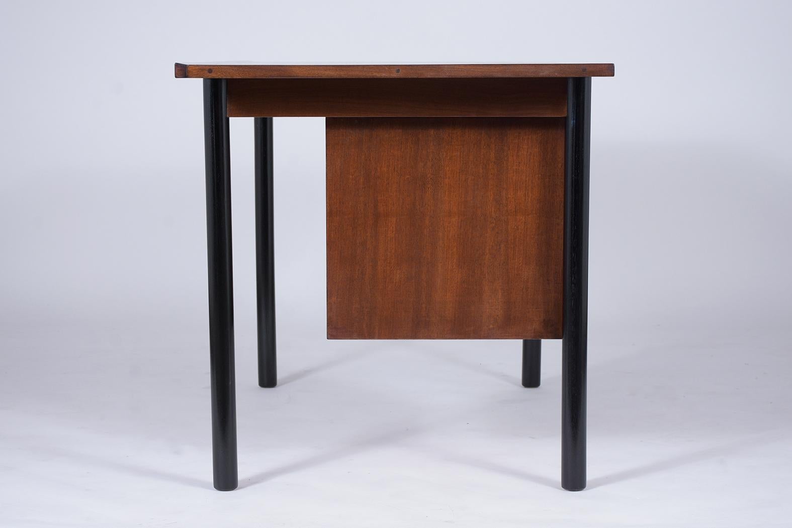 Vintage Mid-Century Modern Walnut Desk 6
