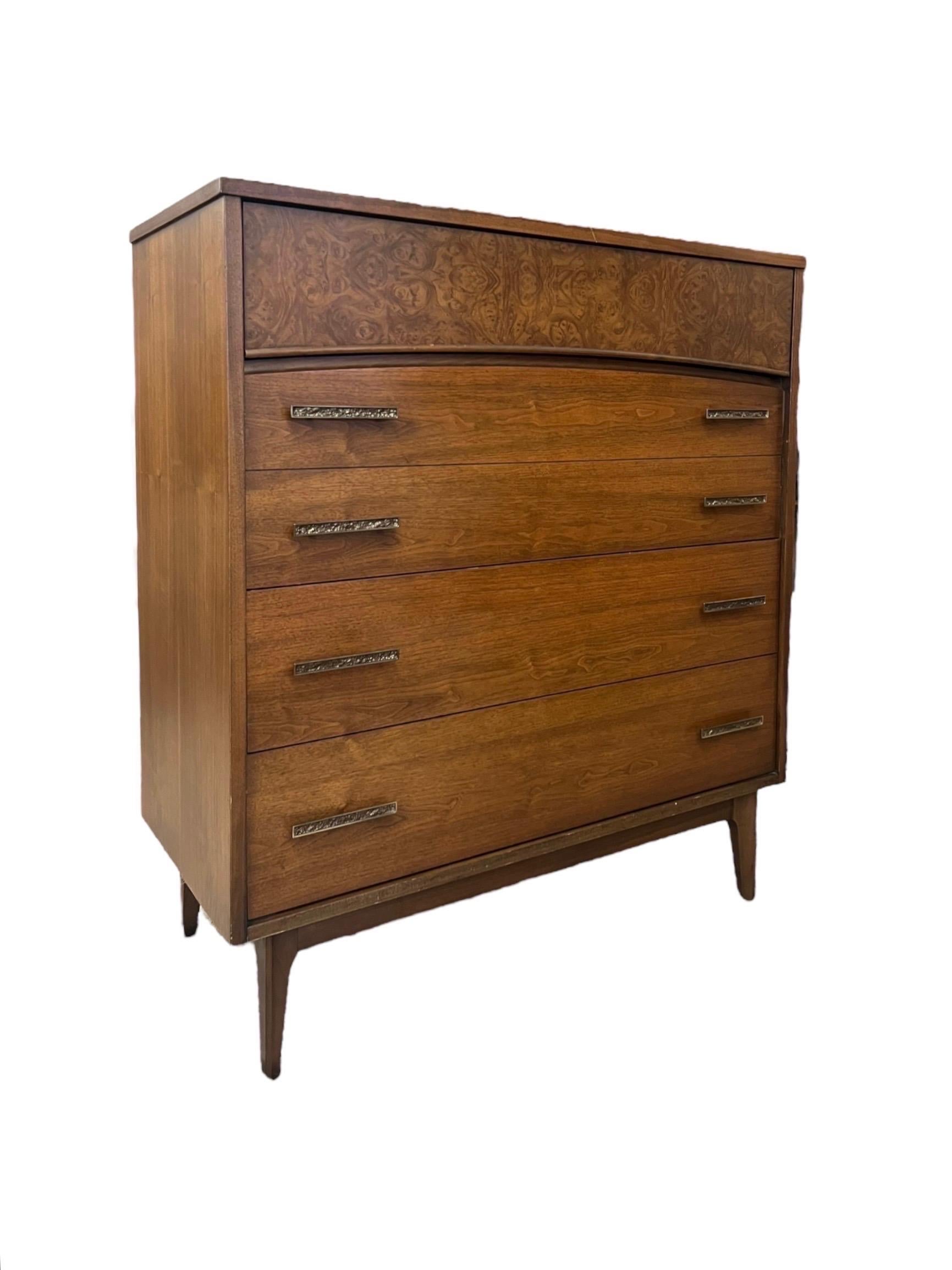 Mid-Century Modern Vintage Mid Century Modern Walnut Dresser 4 Drawers Dovetailed Drawers For Sale