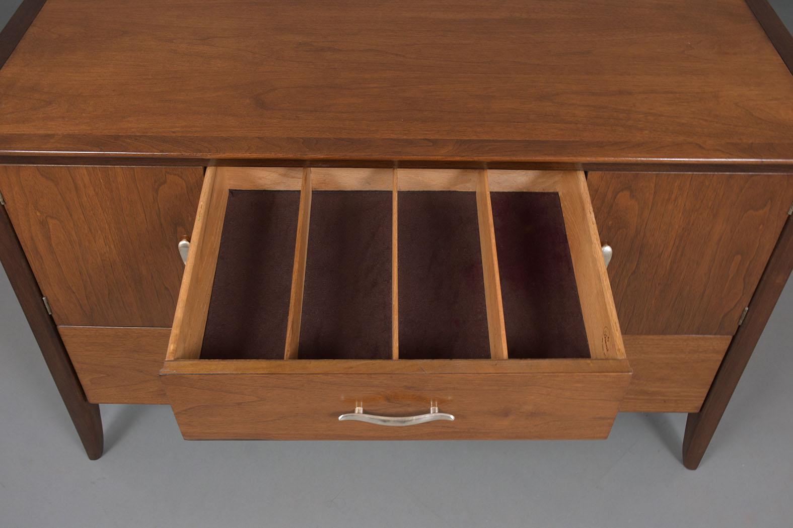 Vintage 1960s Drexel Dark Walnut Dresser - Mid-Century Modern Elegance 2