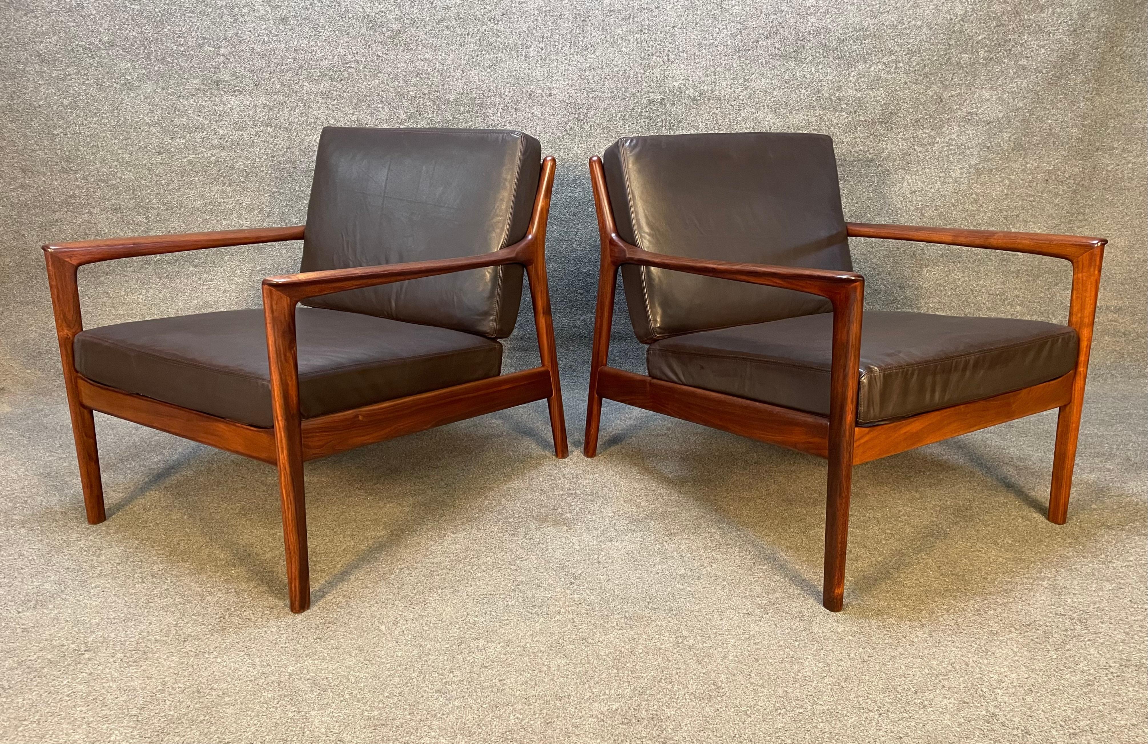 dux mid century chair