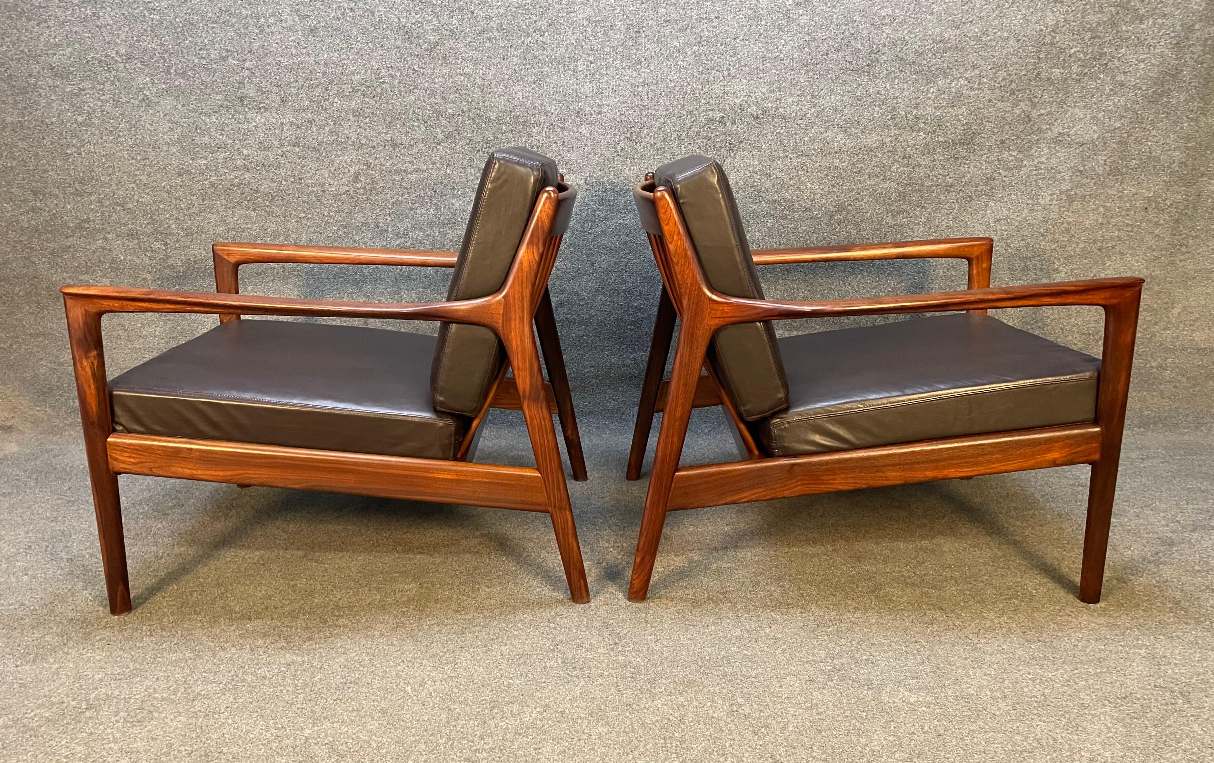 Scandinavian Modern Vintage Mid-Century Modern Walnut DUX Lounge Chairs 