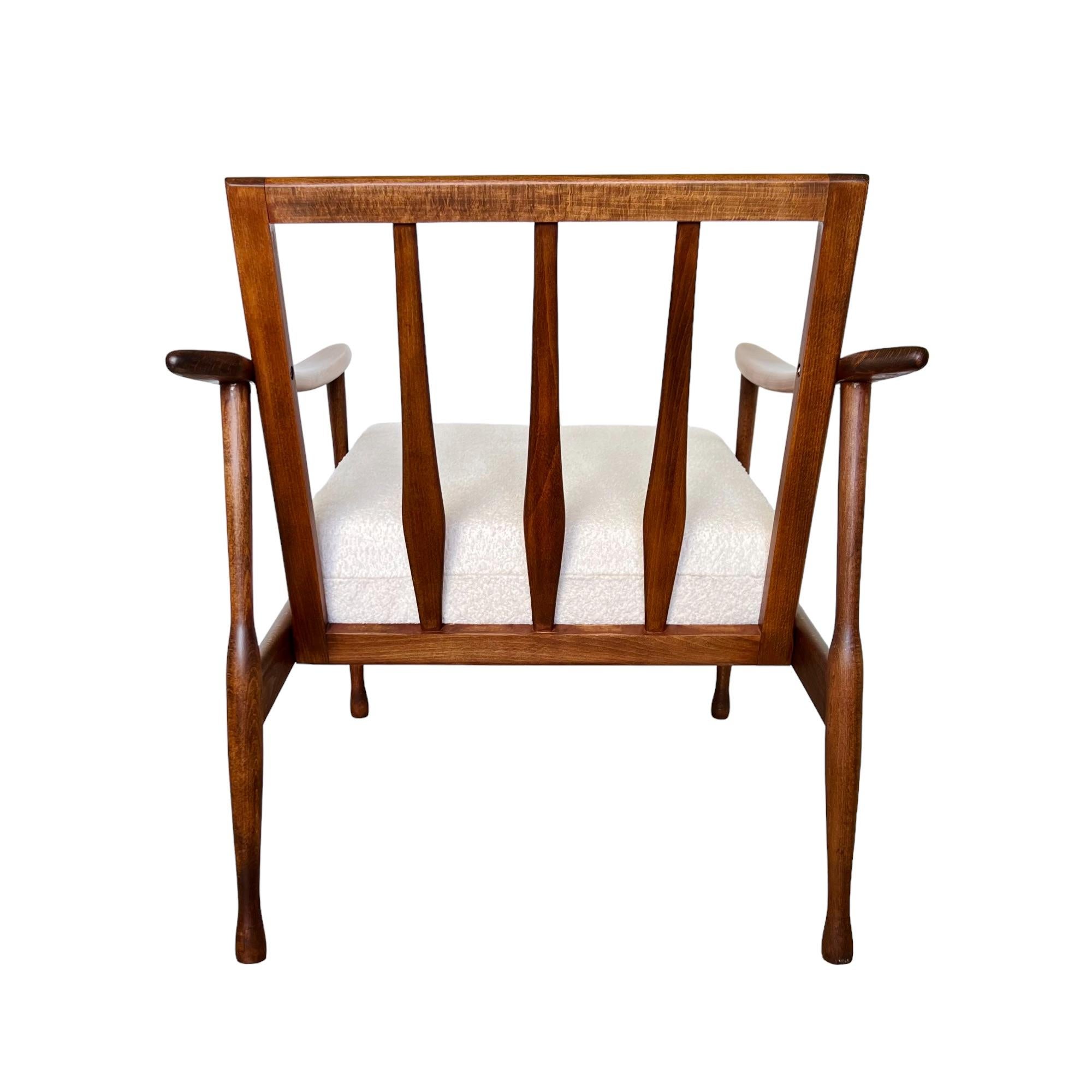 20th Century Vintage Mid-Century Modern Walnut Easy Chair