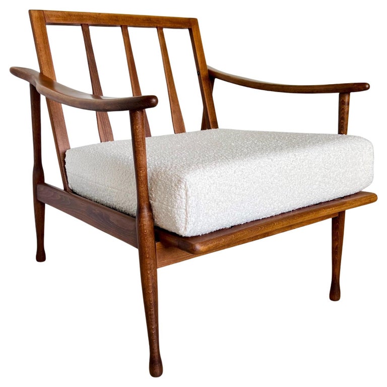 Vintage MidCentury Modern Walnut Easy Chair For Sale at 1stDibs