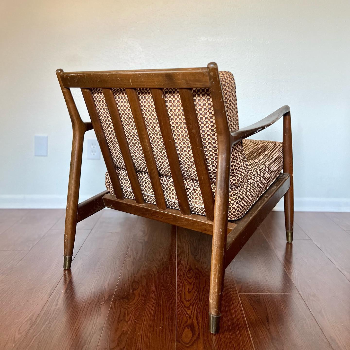 Mid-20th Century Vintage Mid Century Modern walnut folke ohlsson Style Lounge chair