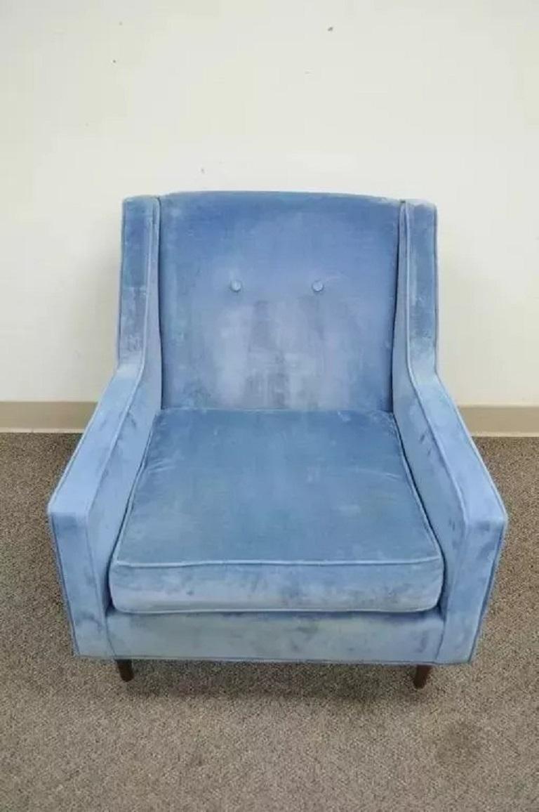 Vintage Mid Century Modern Walnut Frame Blue Club Lounge Chair after Paul McCobb In Good Condition For Sale In Philadelphia, PA
