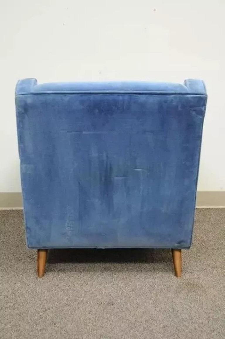 20th Century Vintage Mid Century Modern Walnut Frame Blue Club Lounge Chair after Paul McCobb For Sale