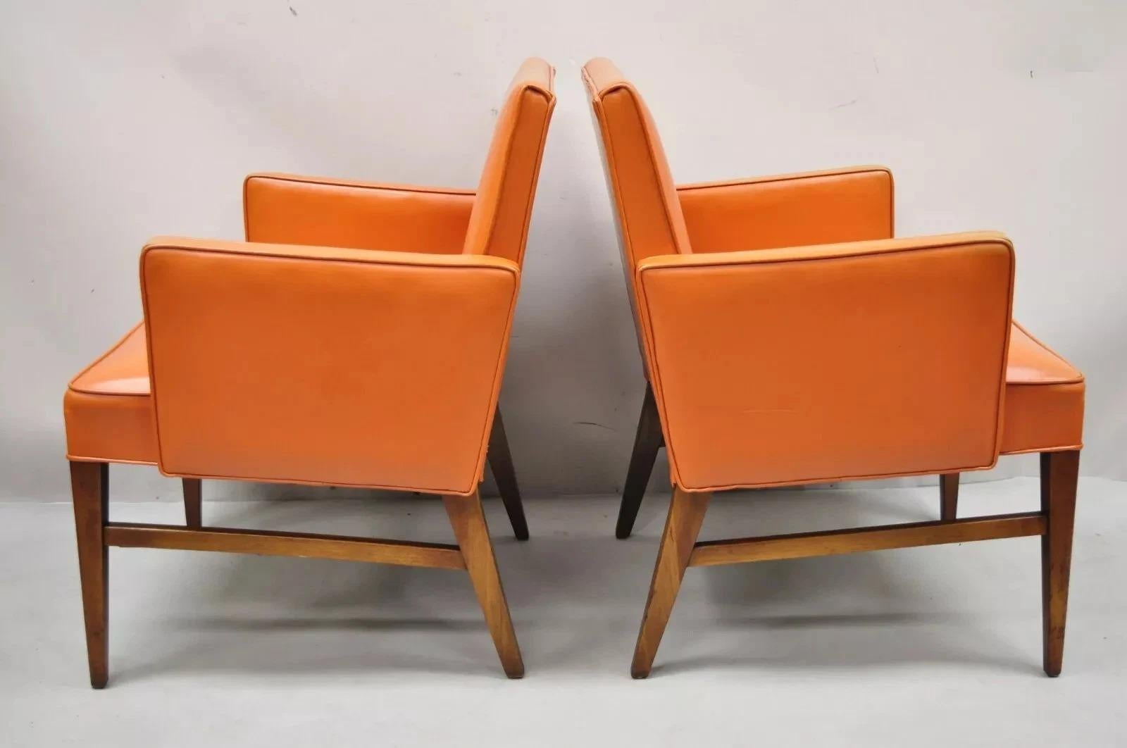 Mid-Century Modern Vintage Mid Century Modern Walnut Jens Risom Style Orange Lounge Chairs -a Pair en vente