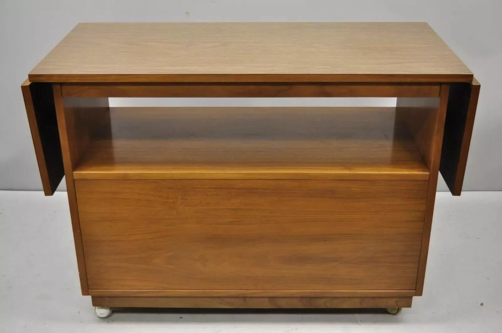 Vintage Mid Century Modern Walnut Laminate Top Rolling Drop Leaf Bar Cart Server For Sale 5