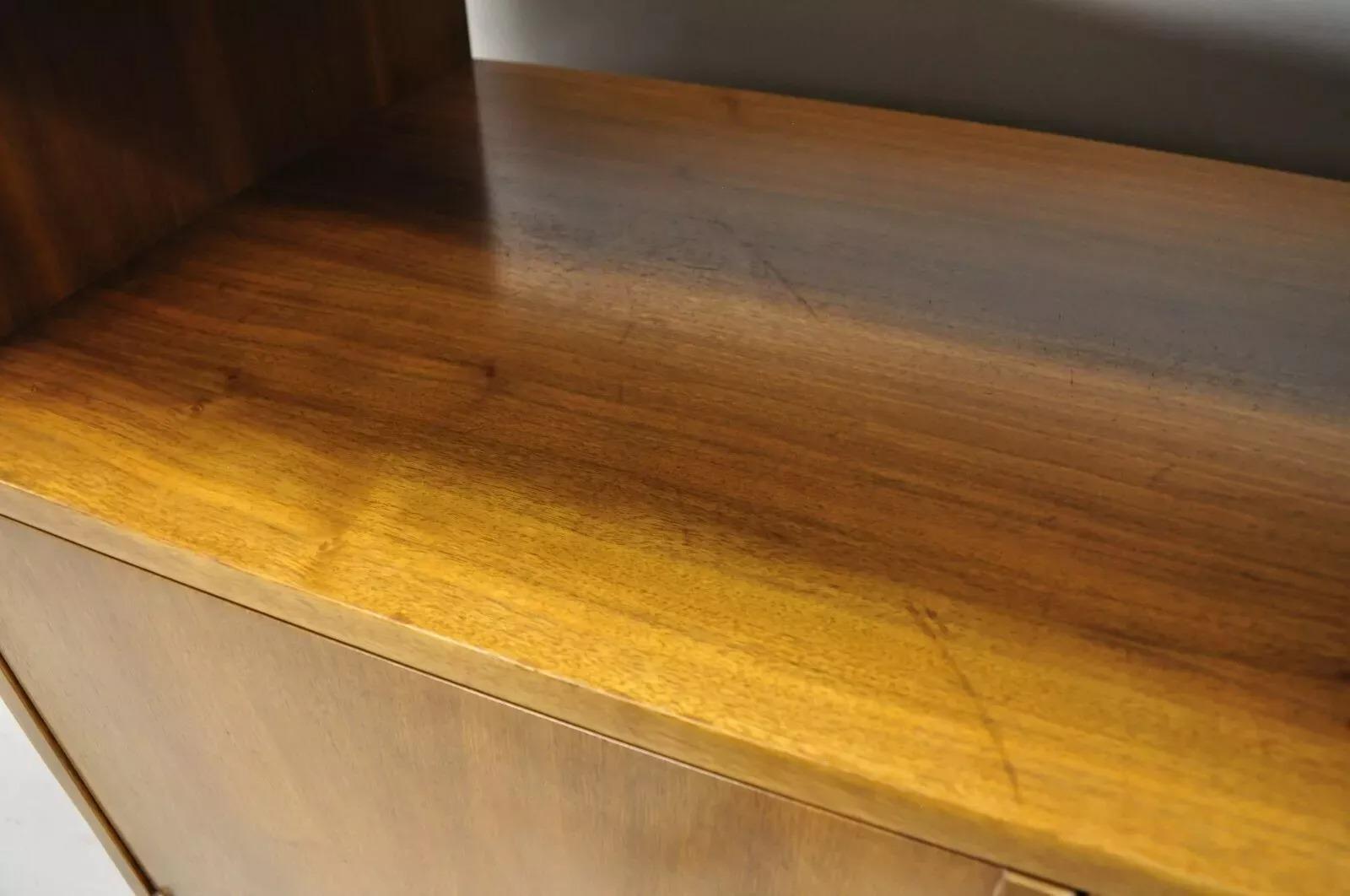 Vintage Mid Century Modern Walnut Laminate Top Rolling Drop Leaf Bar Cart Server For Sale 3
