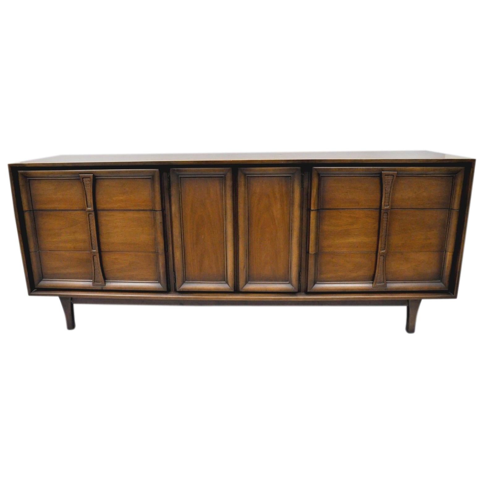 Vintage Mid-Century Modern Walnut Long Dresser Credenza Cabinet Drexel Pacer