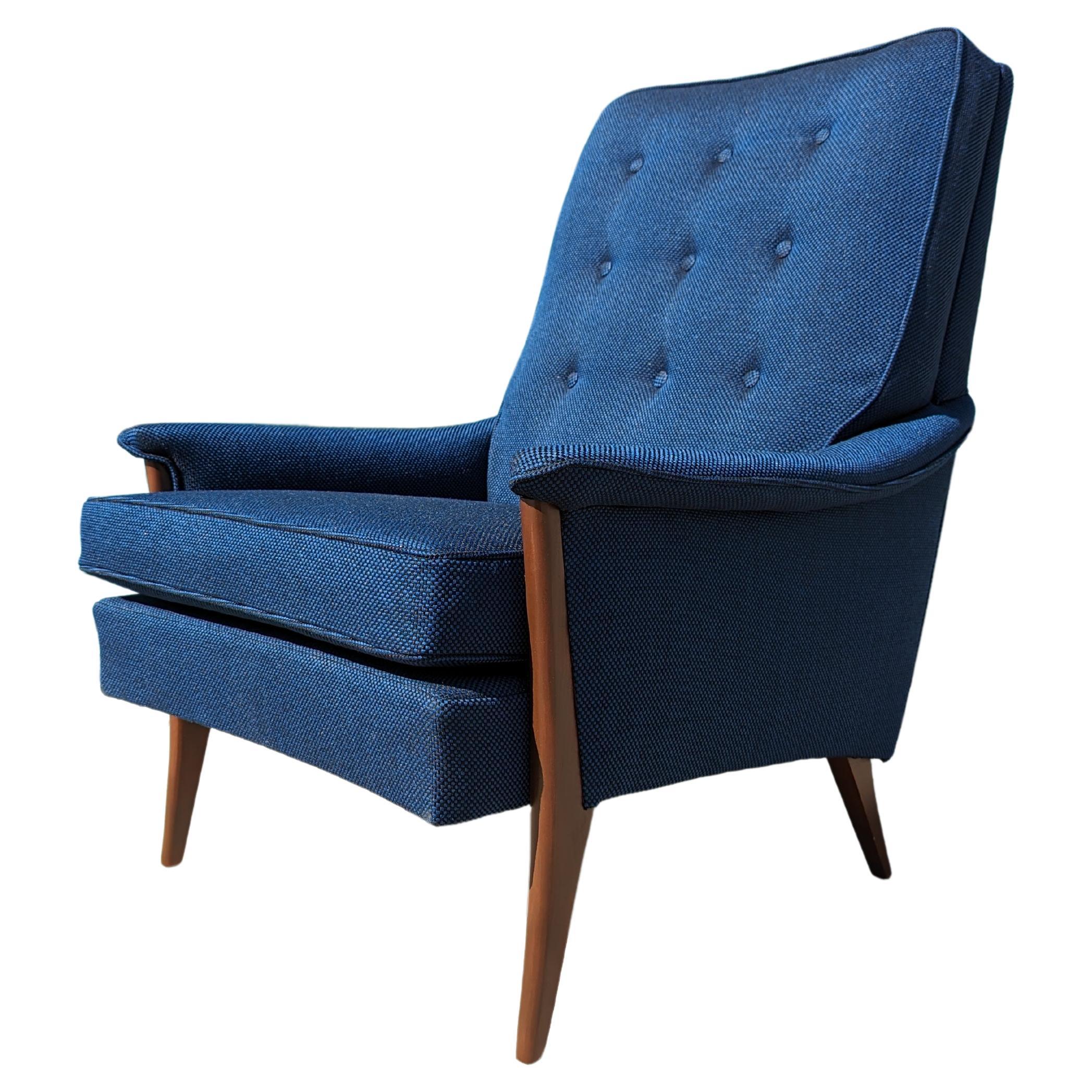Vintage Mid Century Modern Walnut Lounge Armchair by Kroehler For Sale