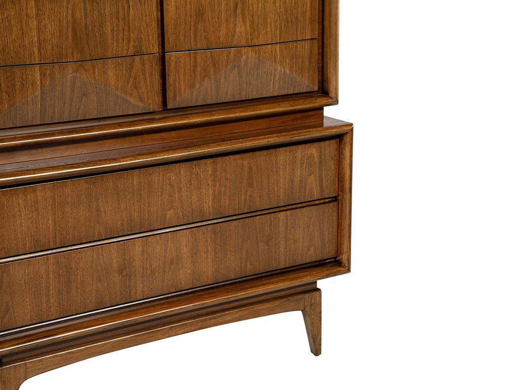 Vintage Mid-Century Modern Walnut Wardrobe Cabinet For Sale 4