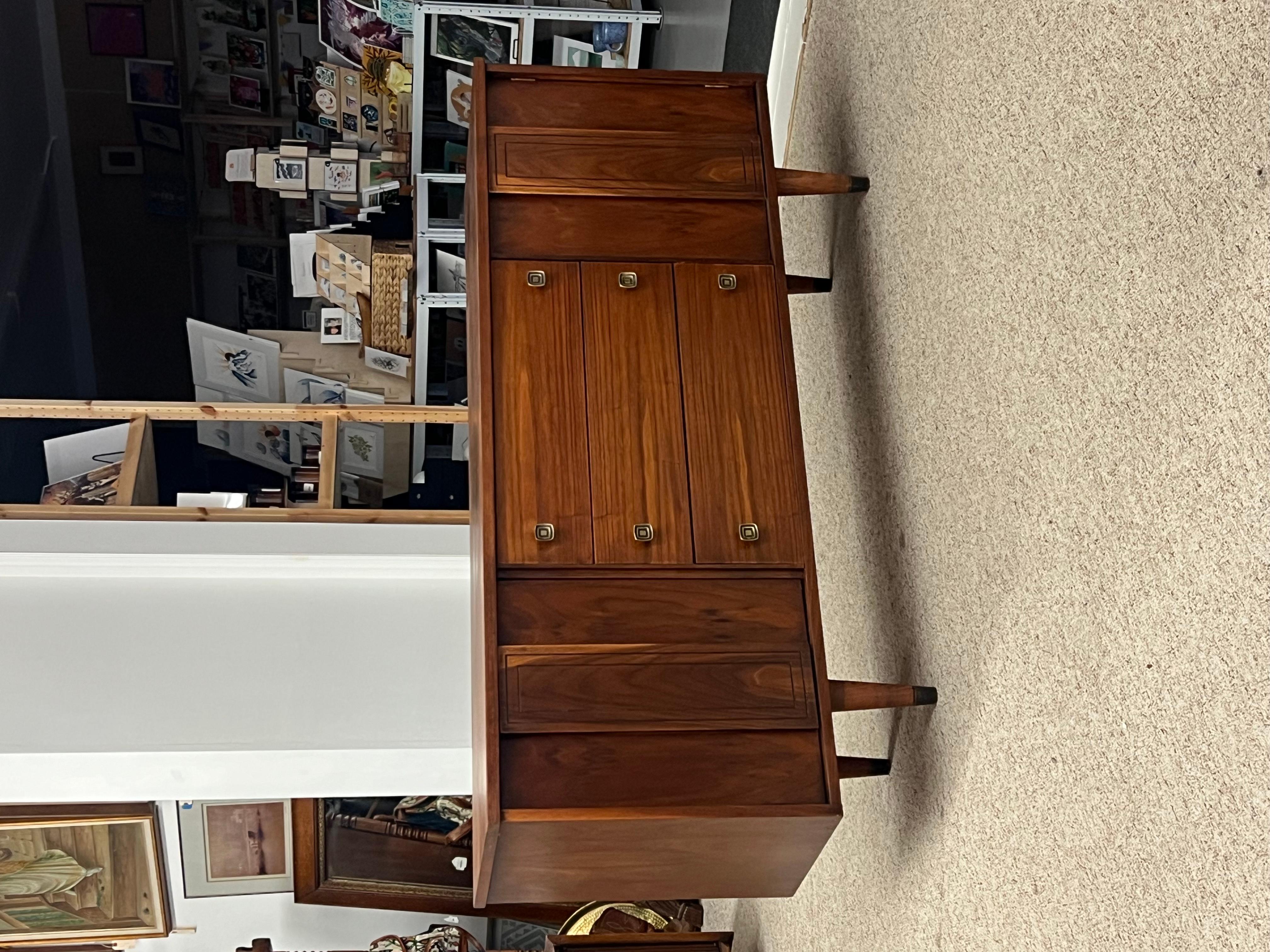 Late 20th Century Vintage MCM walnut wood credenza Buffet 3 drawers with Milled metallic Knobs For Sale