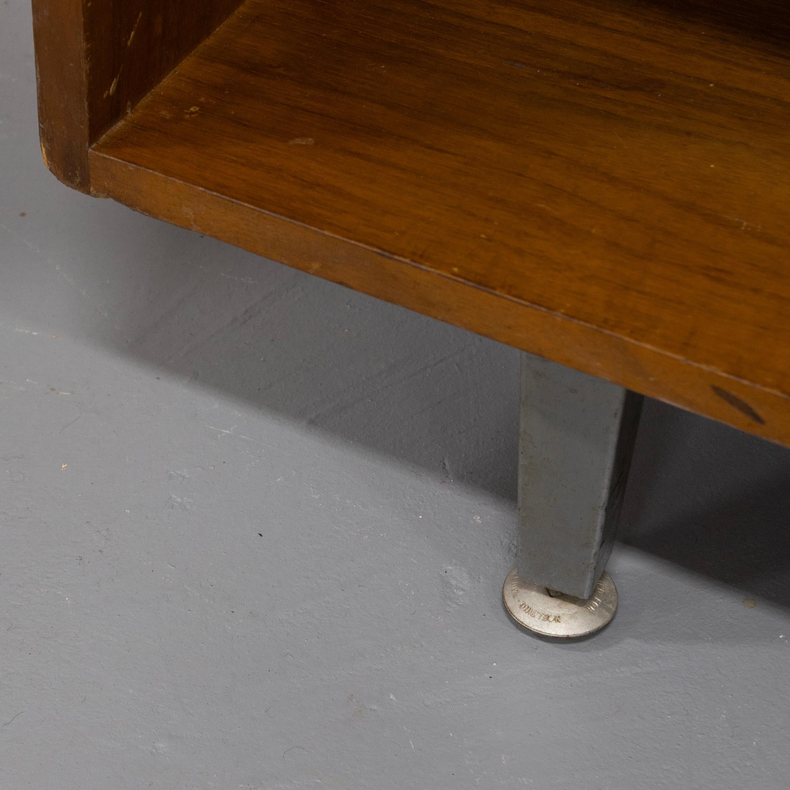 Vintage Mid Century Modern Walnut Wood Freestanding Book Shelf with Legs For Sale 1