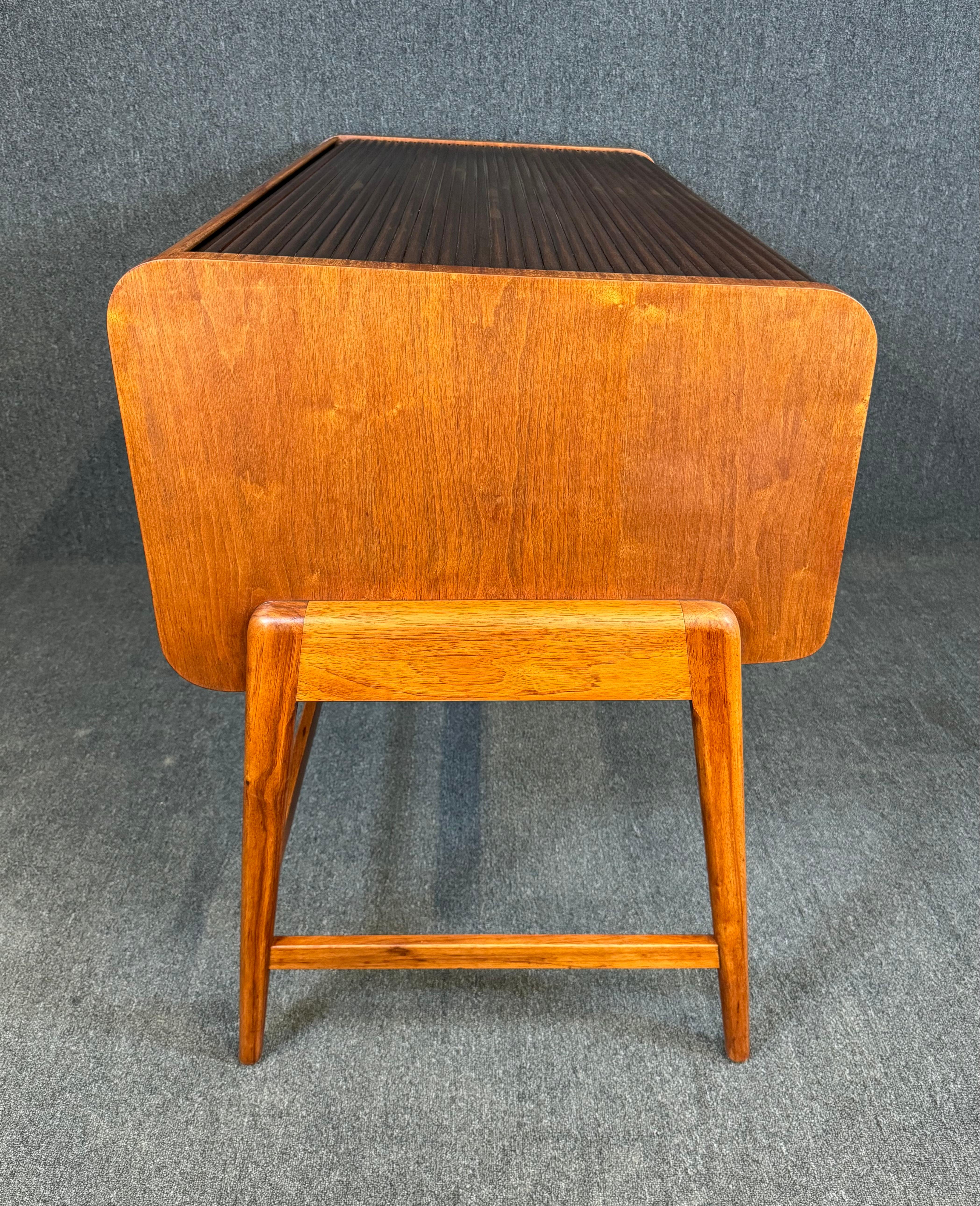 Mid-Century Modern Vintage Mid Century Modern Walnut Writing Desk With Roll Top by Sligh-Lowry For Sale