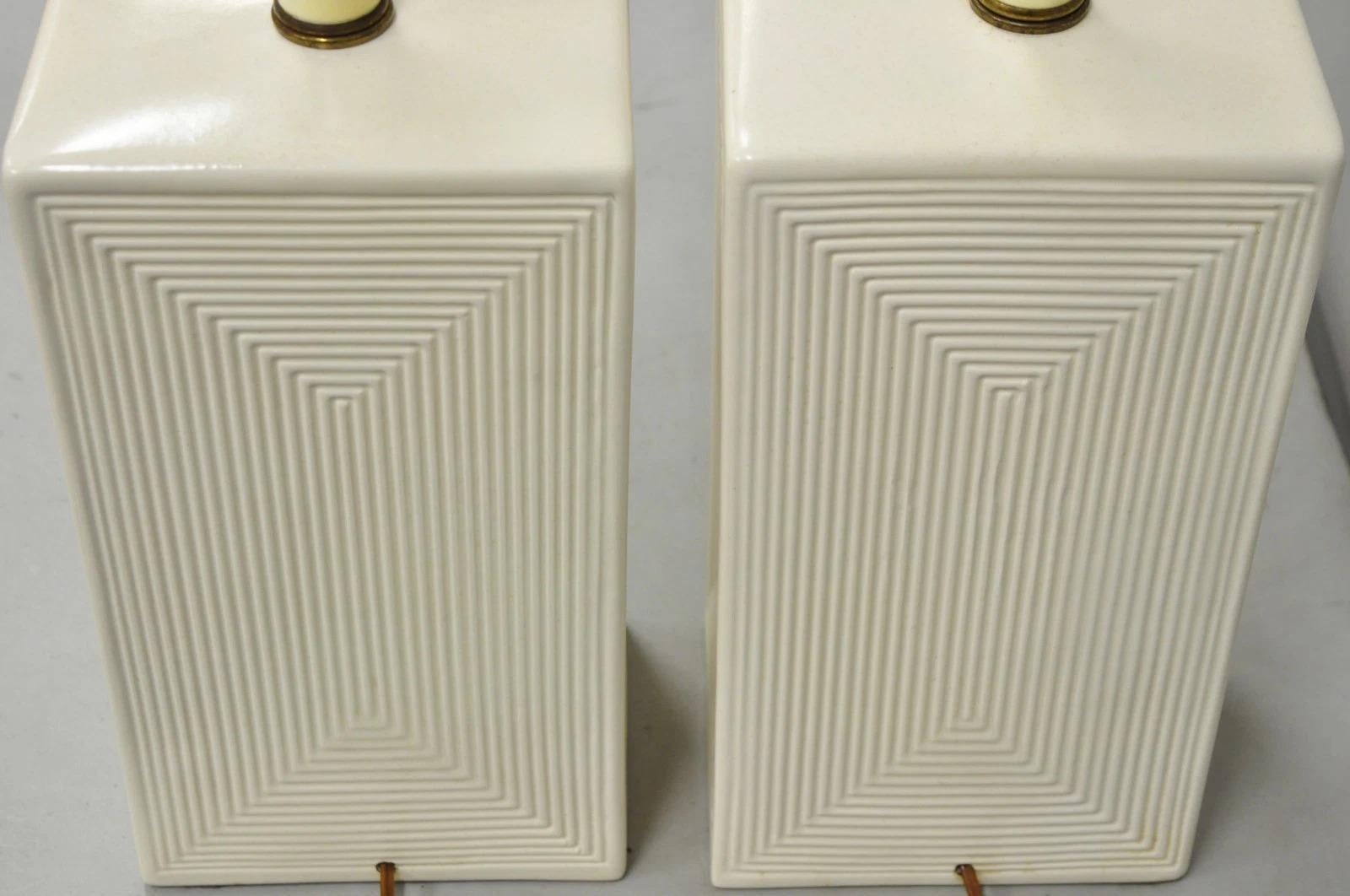 Vintage Mid Century Modern White Geometric Ceramic Cubist Table Lamps - a Pair For Sale 5