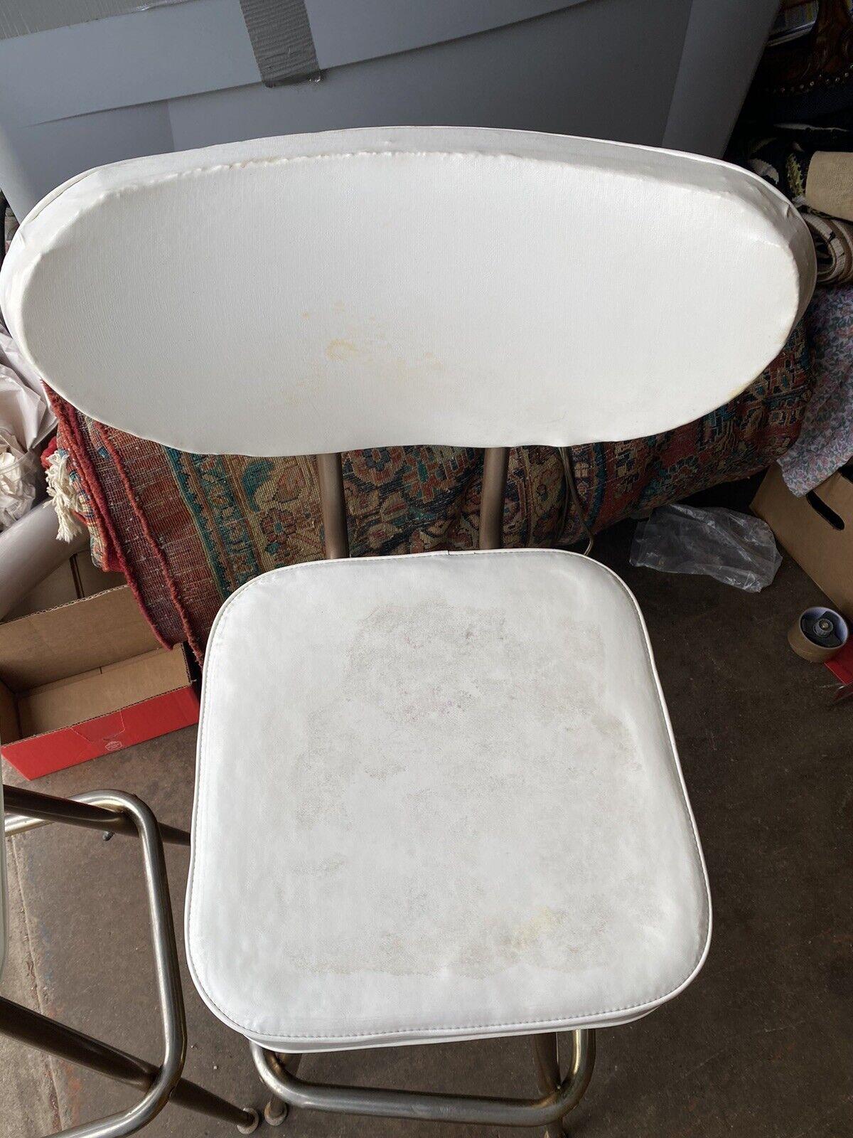 Vintage Mid-Century Modern White Vinyl Swivel Seat Bar Stools, Set of 6 1