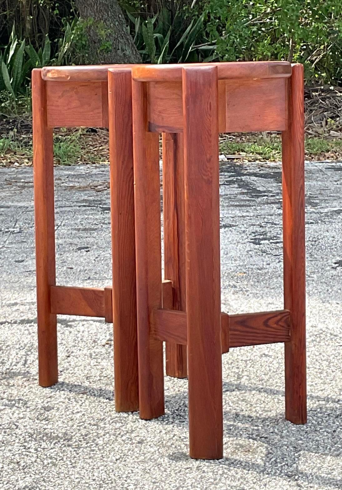 Moderne Vintage-Barhocker aus Holz aus der Mitte des Jahrhunderts – 2er-Set (Moderne der Mitte des Jahrhunderts) im Angebot