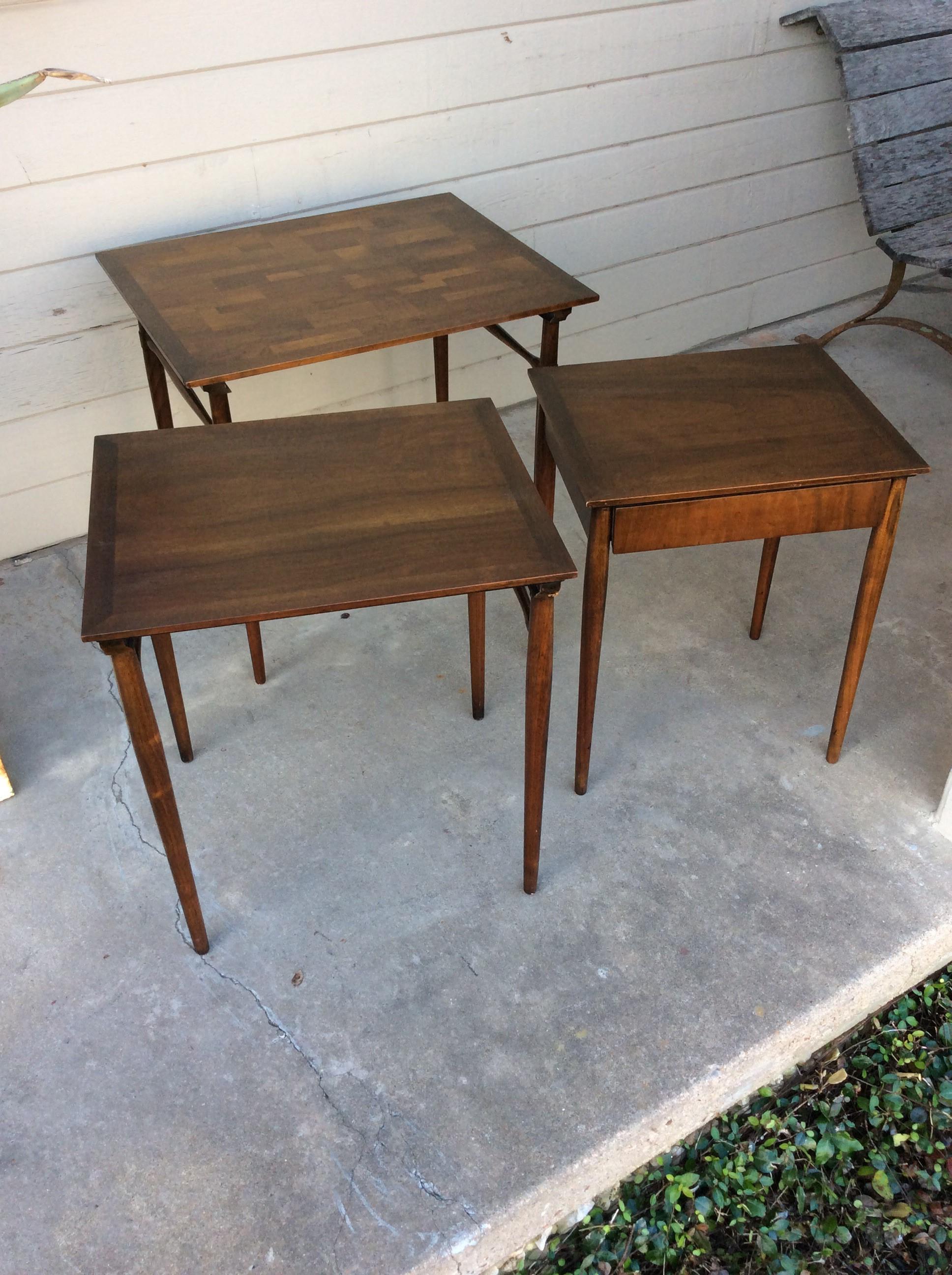 Vintage Mid-Century Modern Wood Nesting Tables, 3 Pieces For Sale 3