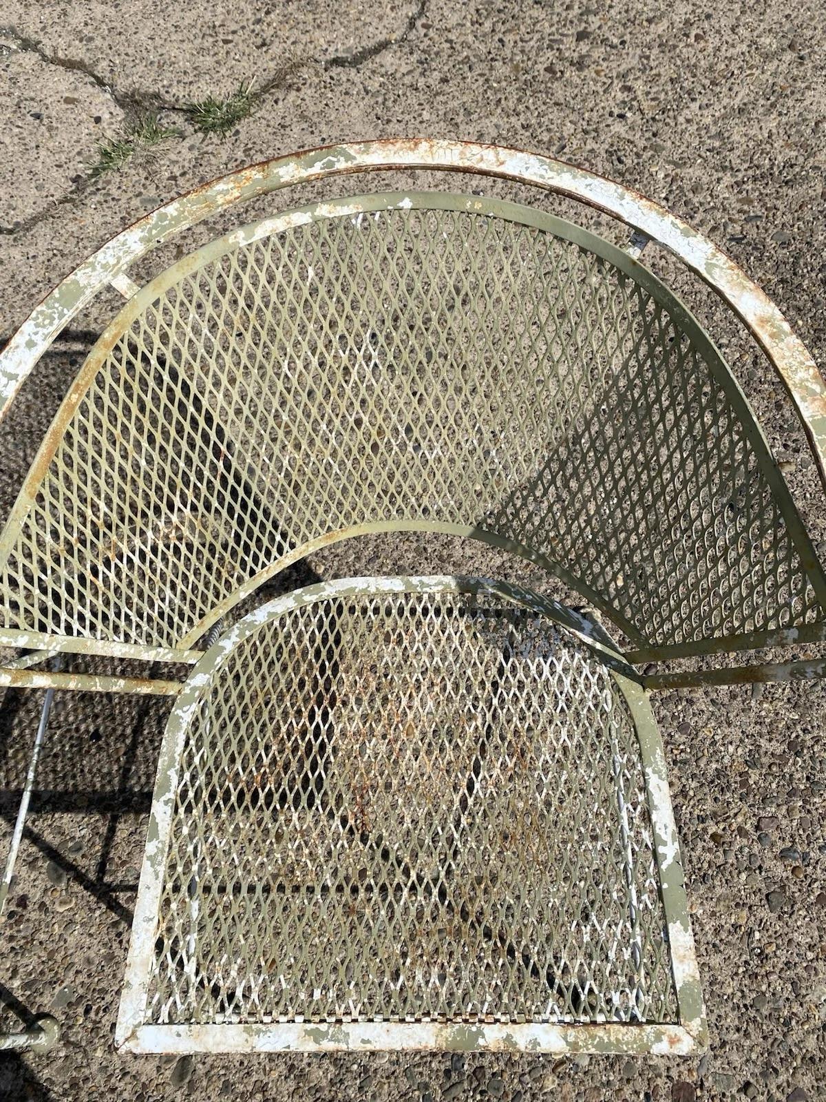 Ferro battuto Vintage By, stile Woodard, ferro battuto, set da pranzo per giardino e patio 5p in vendita