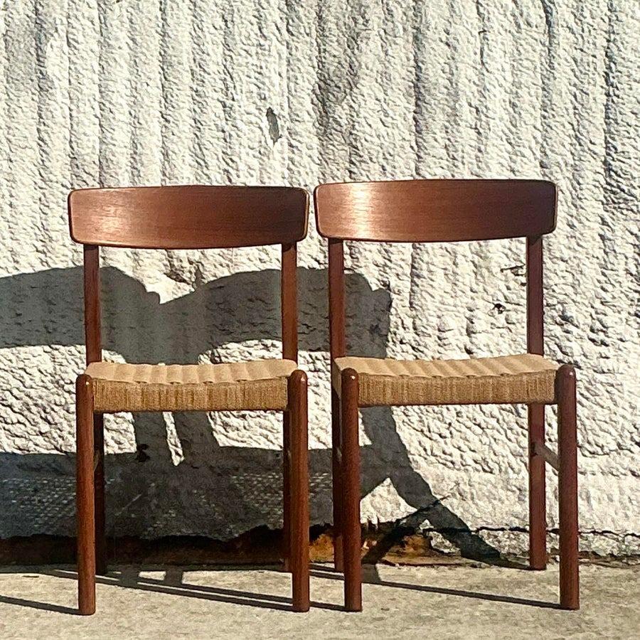 Vintage Mid-Century Modern Woven Rope Dining Chairs - Set of 2 In Good Condition For Sale In west palm beach, FL