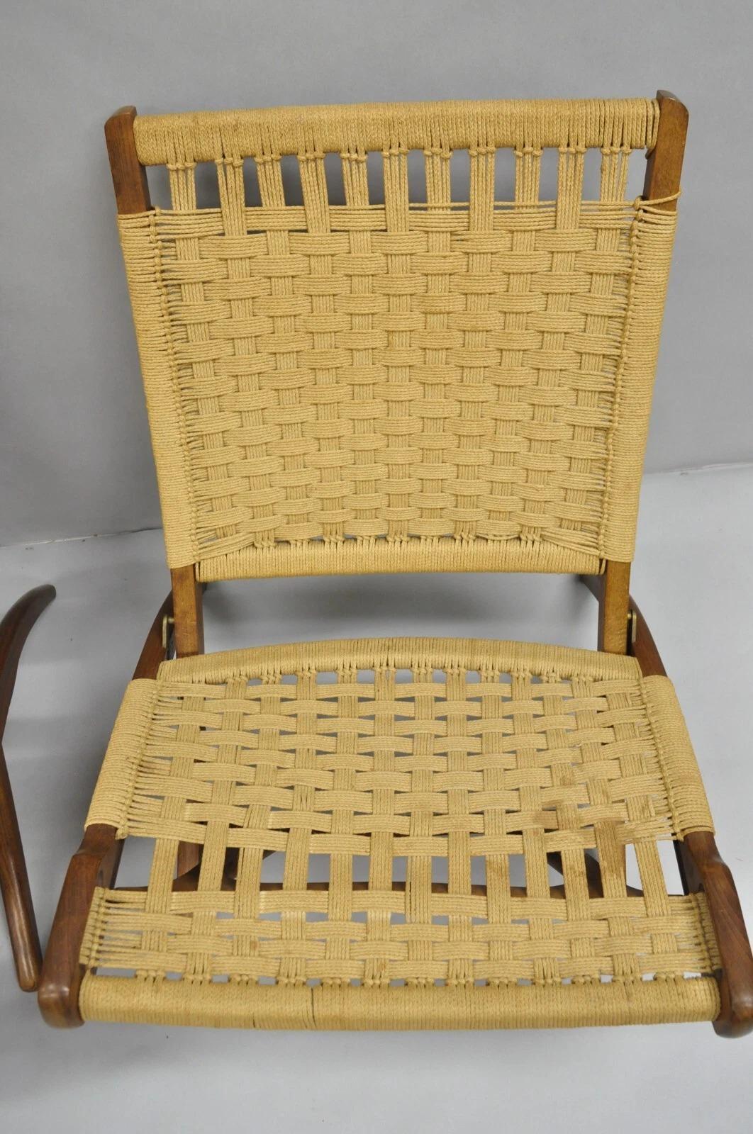 Vintage-Loungesessel aus Holz mit gewebtem Seil, Mid-Century Modern, klappbar, Paar (Unbekannt) im Angebot