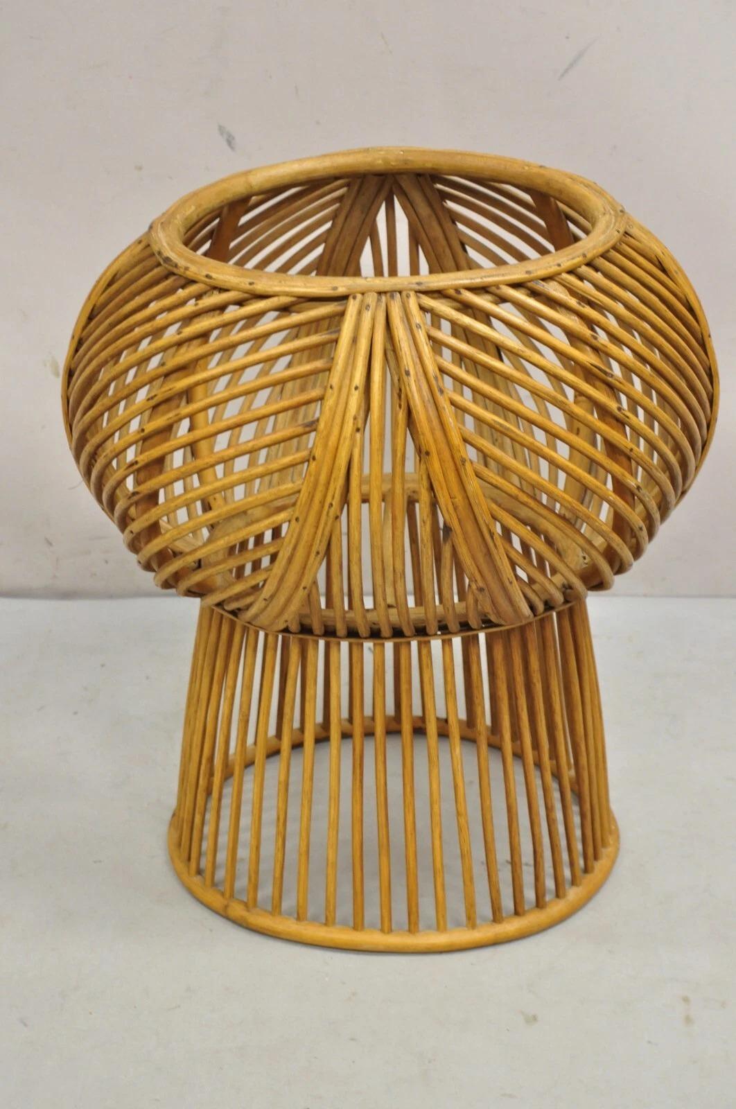 Vintage Mid Century Modern intrecciato in vimini in stile Franco Albini in rattan per piante in vendita 3