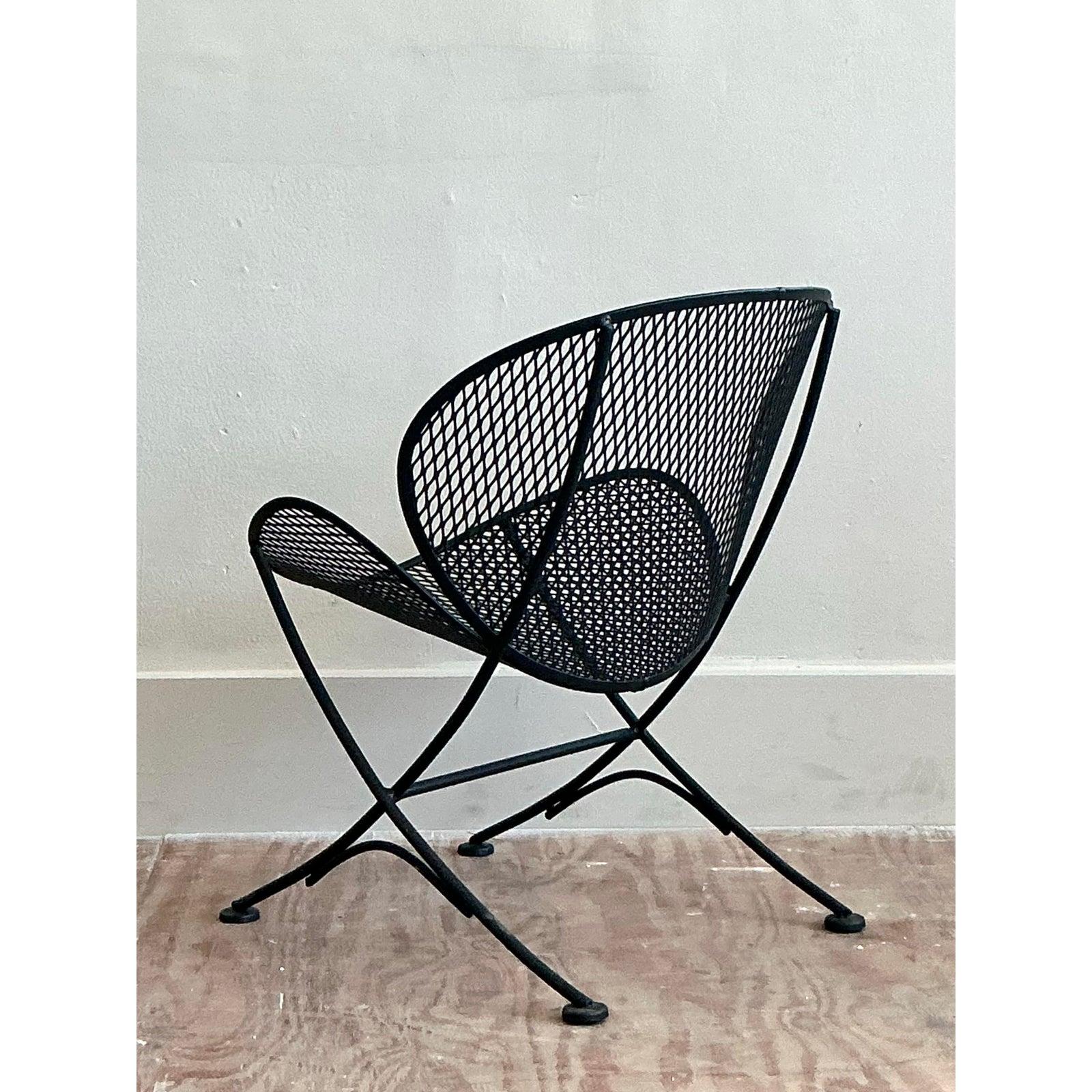 Sillón de hierro forjado de mediados de siglo según Salterini en venta 5