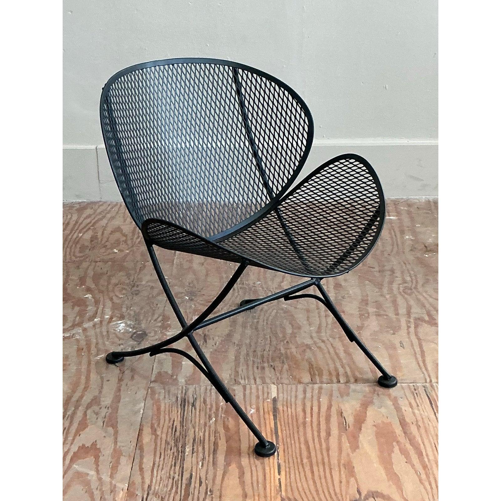 Sillón de hierro forjado de mediados de siglo según Salterini en venta 1