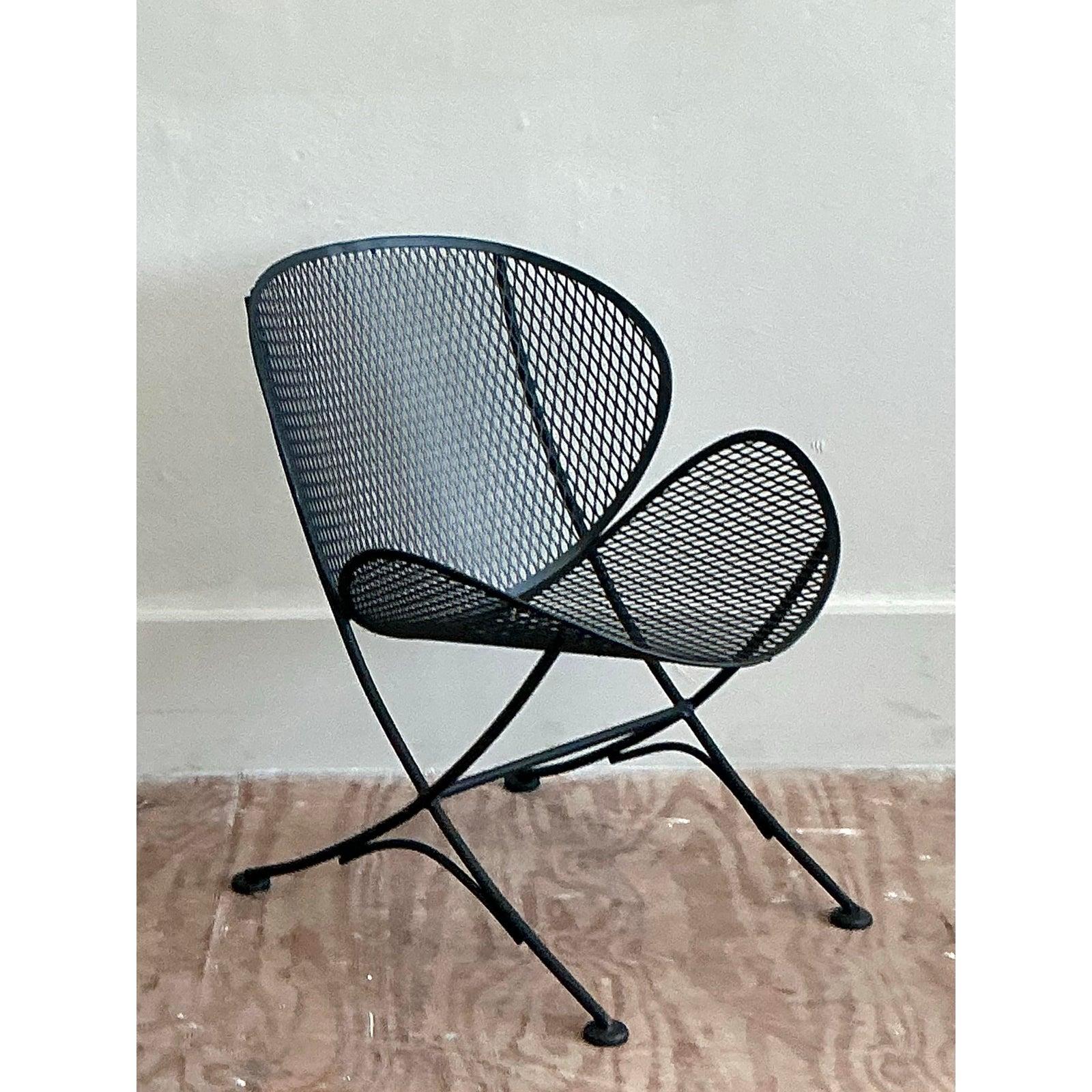 Sillón de hierro forjado de mediados de siglo según Salterini en venta 2