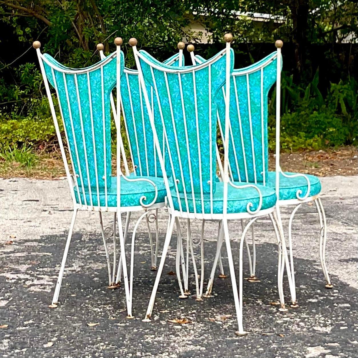 Vintage Mid-Century Modern Wrought Iron Outdoor Dining Chairs - Set of 4 In Good Condition In west palm beach, FL