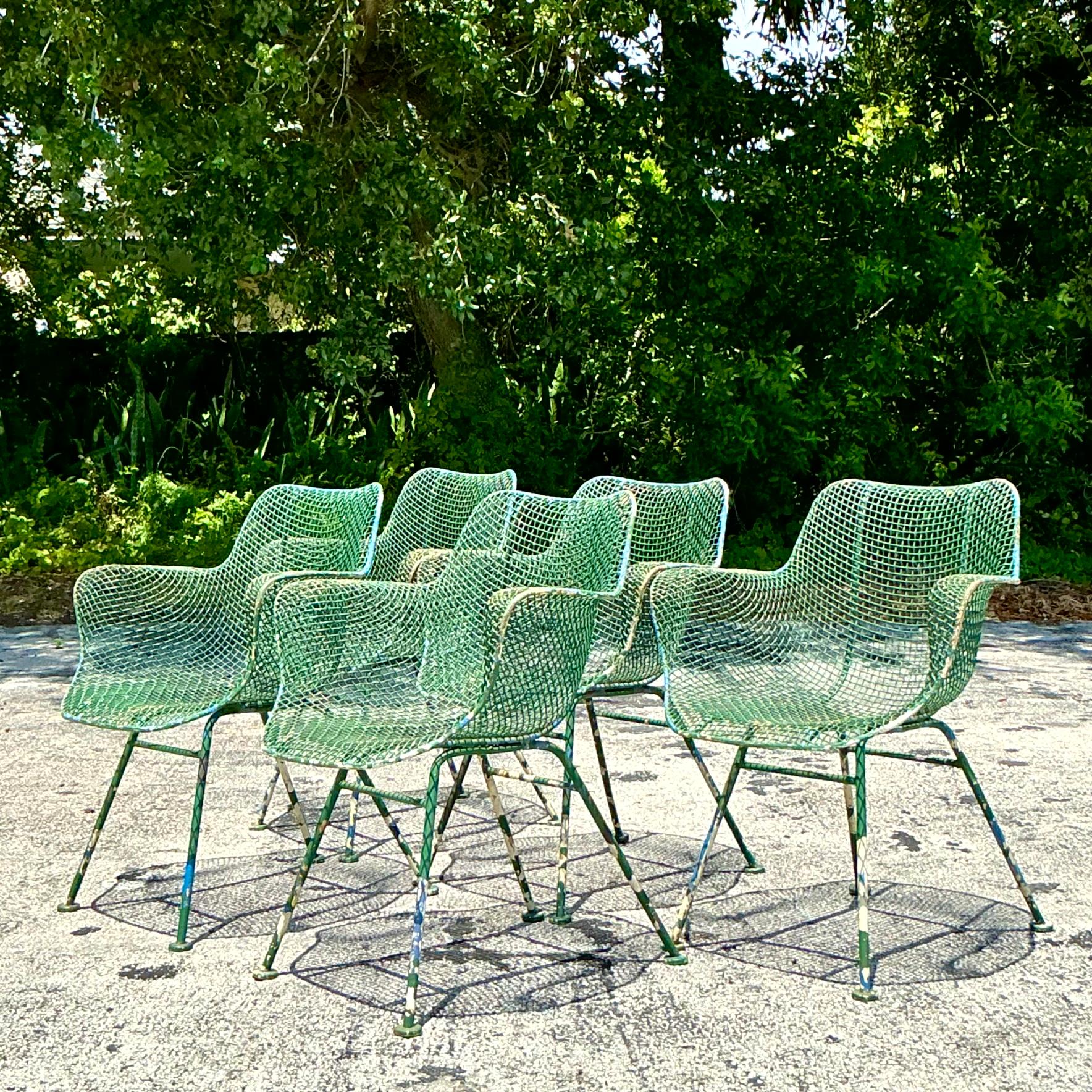 20th Century Vintage Mid-Century Modern Wrought Iron “Sculptura” Chairs After Woodard - Set o