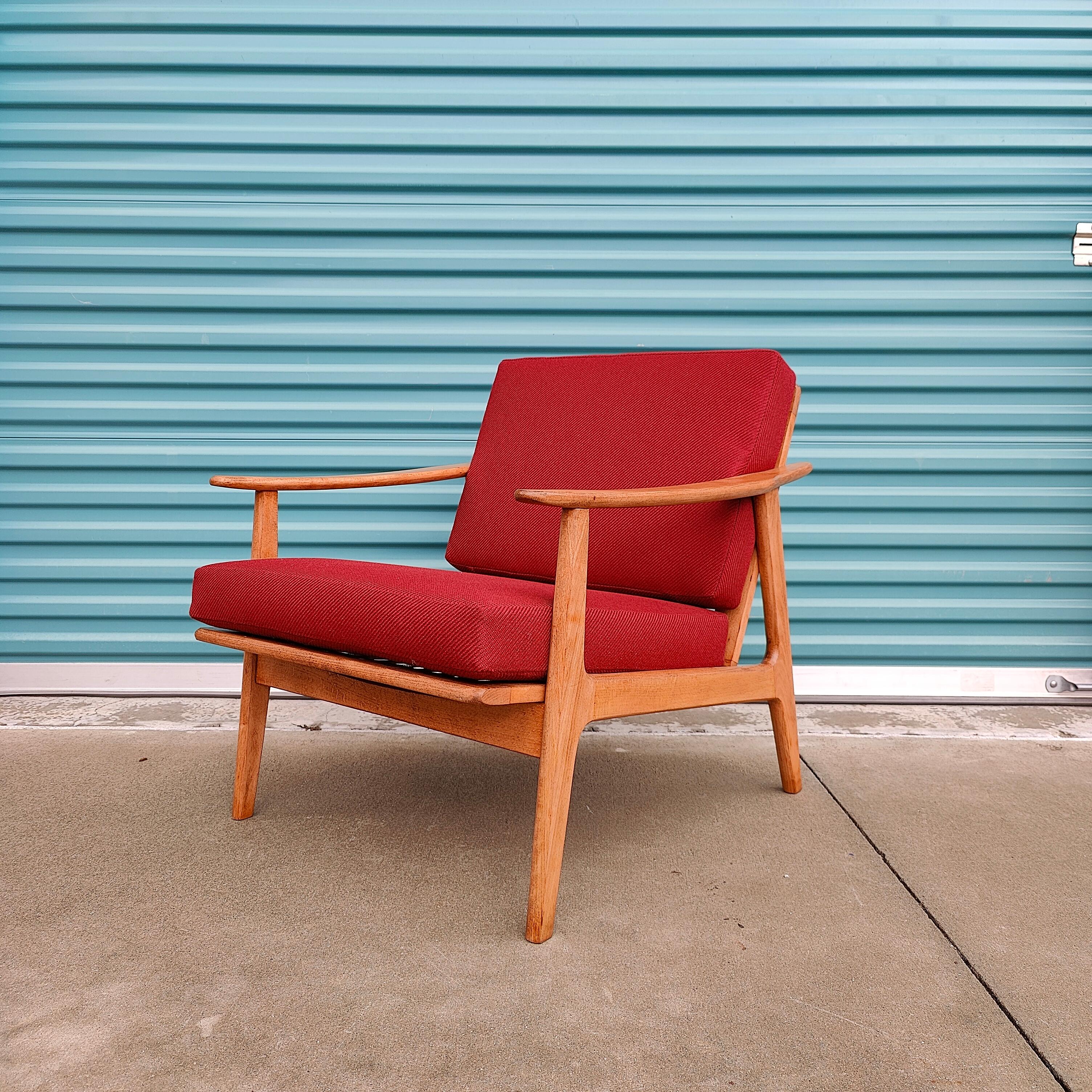 Vintage Mid-Century Modern Yugoslavian Lounge Chair For Sale 5