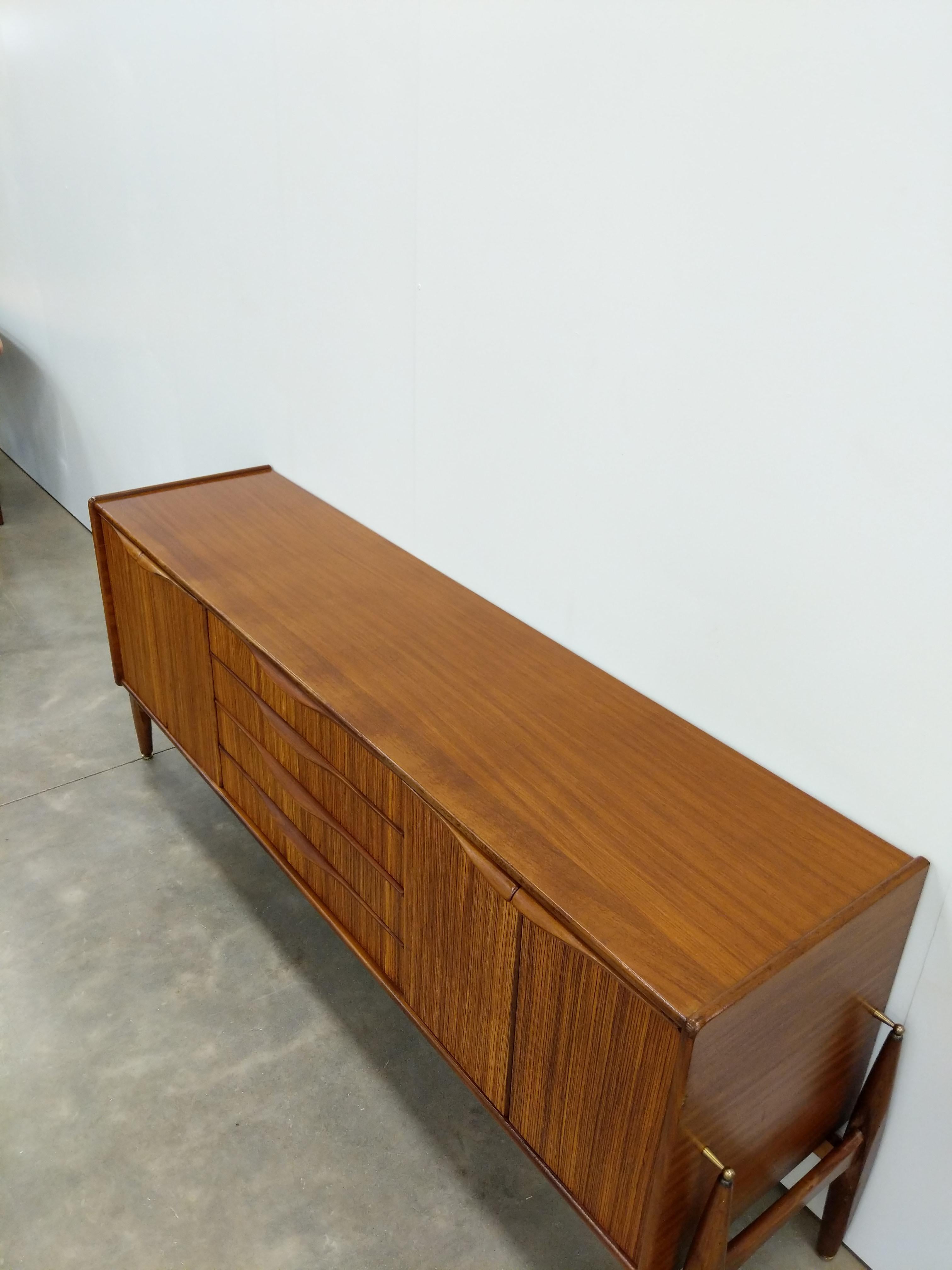 20th Century Vintage Mid Century Modern Zebrano Credenza by Elliotts of Newbury For Sale