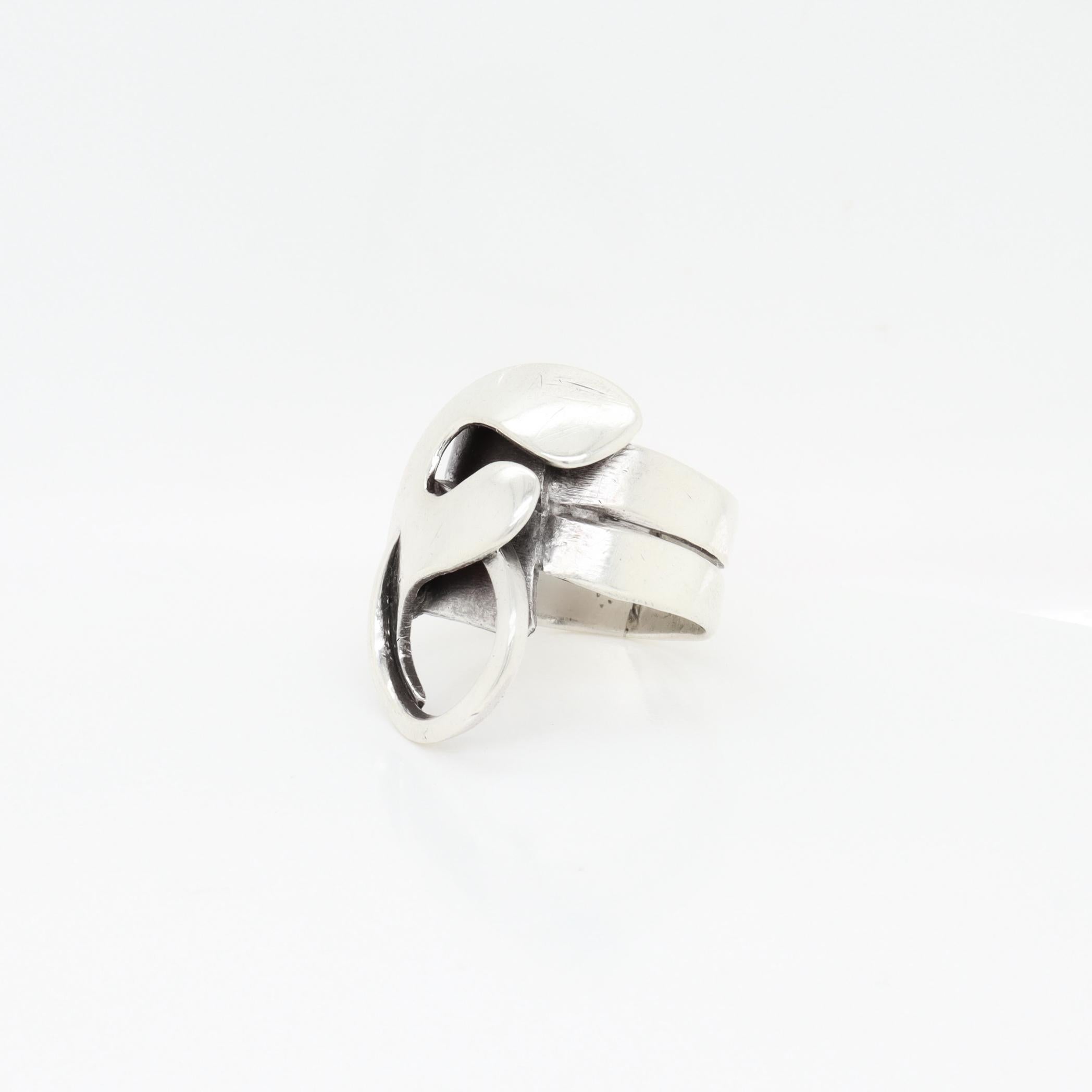 Anello da cocktail astratto d'epoca in argento di Paul Lobel, modernista della metà del secolo scorso in vendita 8