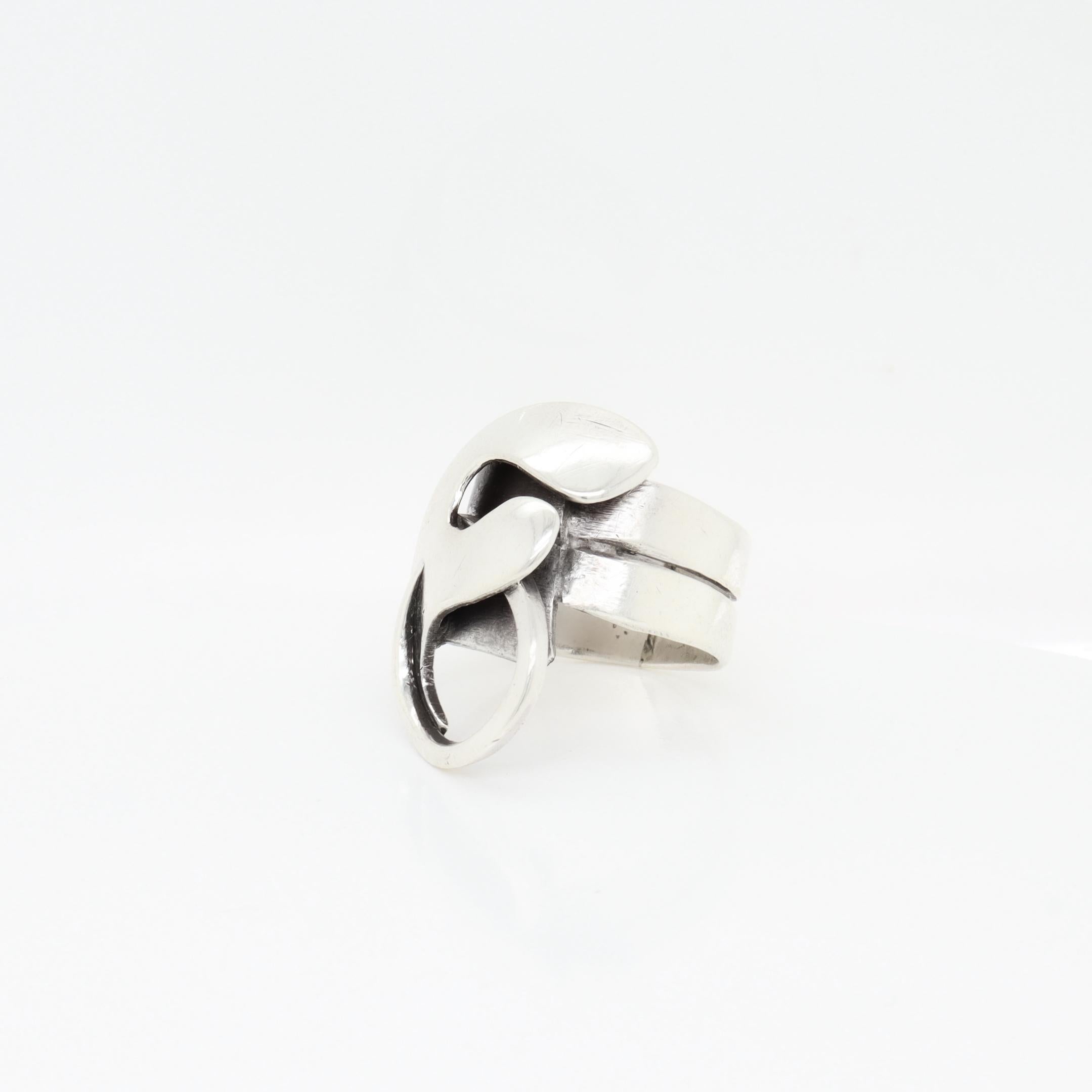 Anello da cocktail astratto d'epoca in argento di Paul Lobel, modernista della metà del secolo scorso in vendita 1