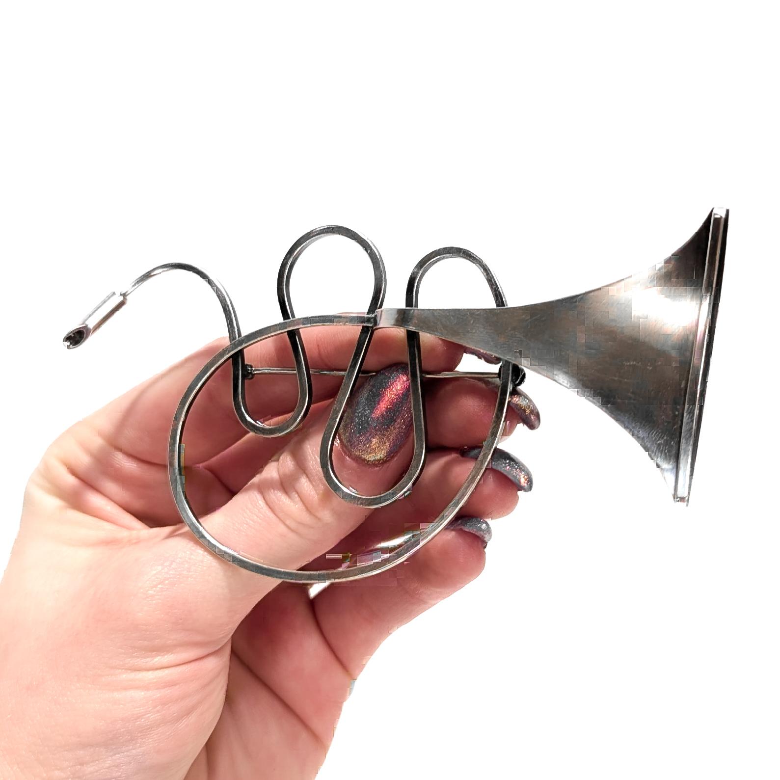 Vintage Mid-Century Modernist Paul Lobel Sterling Silver Abstract Trumpet Brooch (Modernistisch) im Angebot