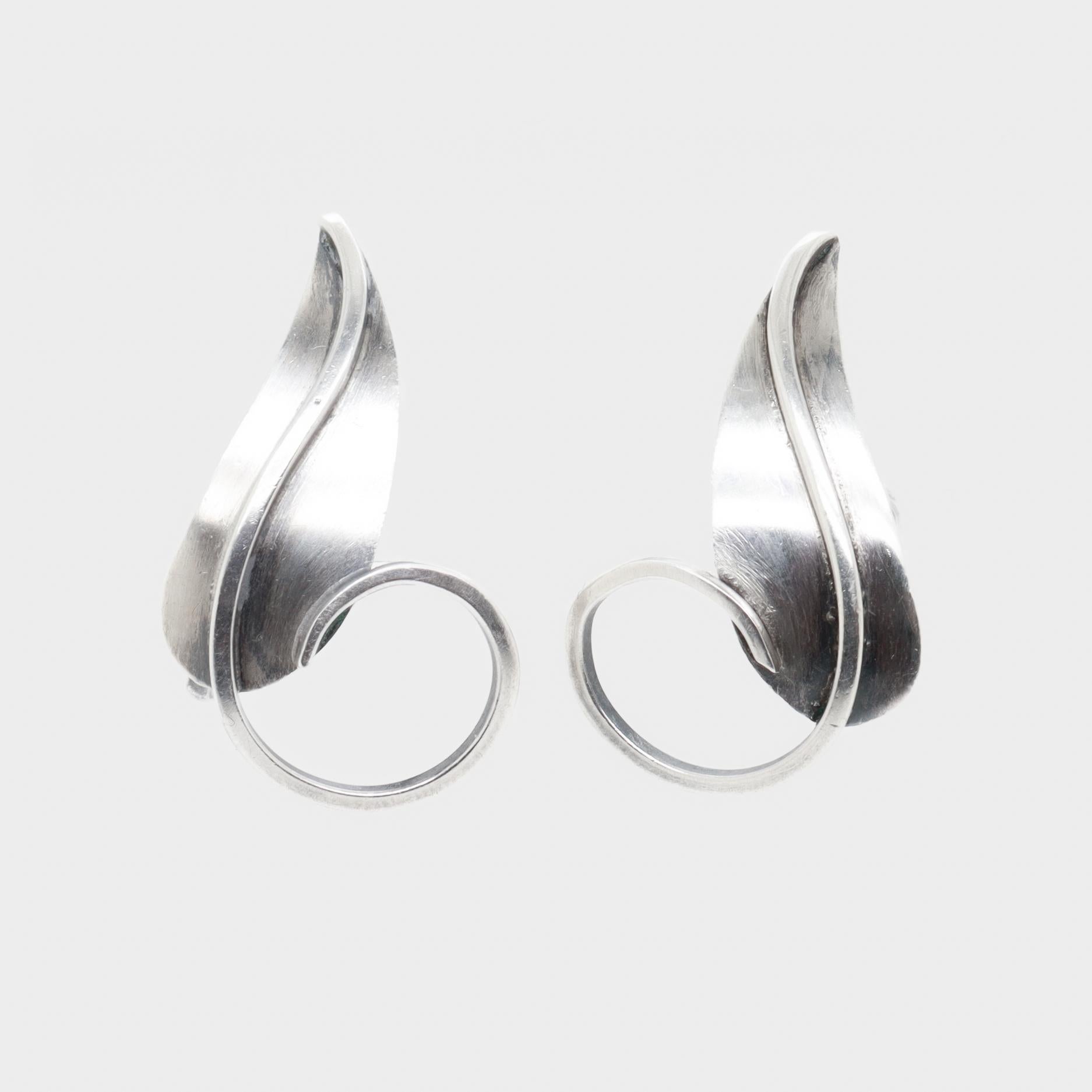 Pendientes vintage Paul Lobel de plata de ley con forma de hoja y cierre de rosca, modernistas de mediados de siglo en venta 1