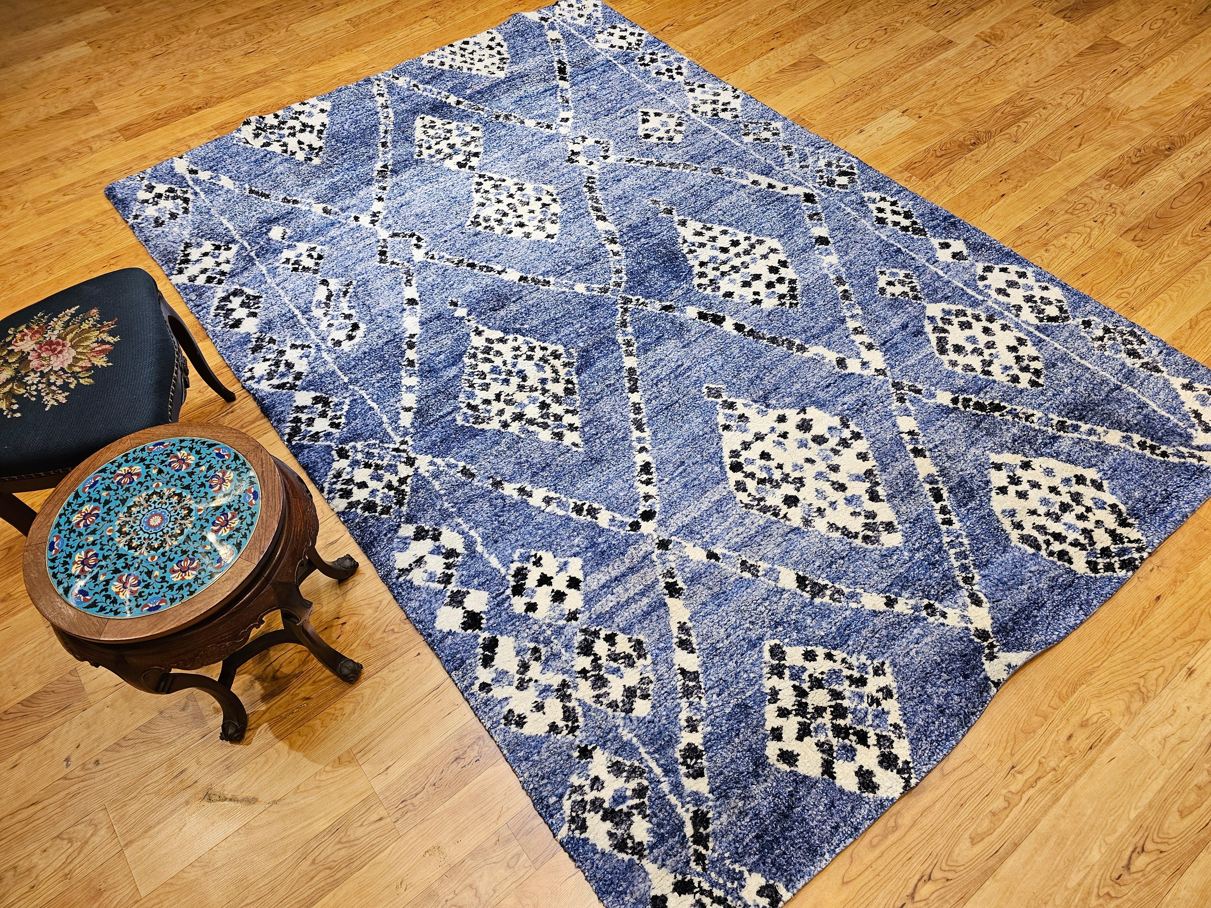 Vintage Mid Century Moroccan Rug in Allover Pattern in Pale Indigo, Navy, Ivory For Sale 3
